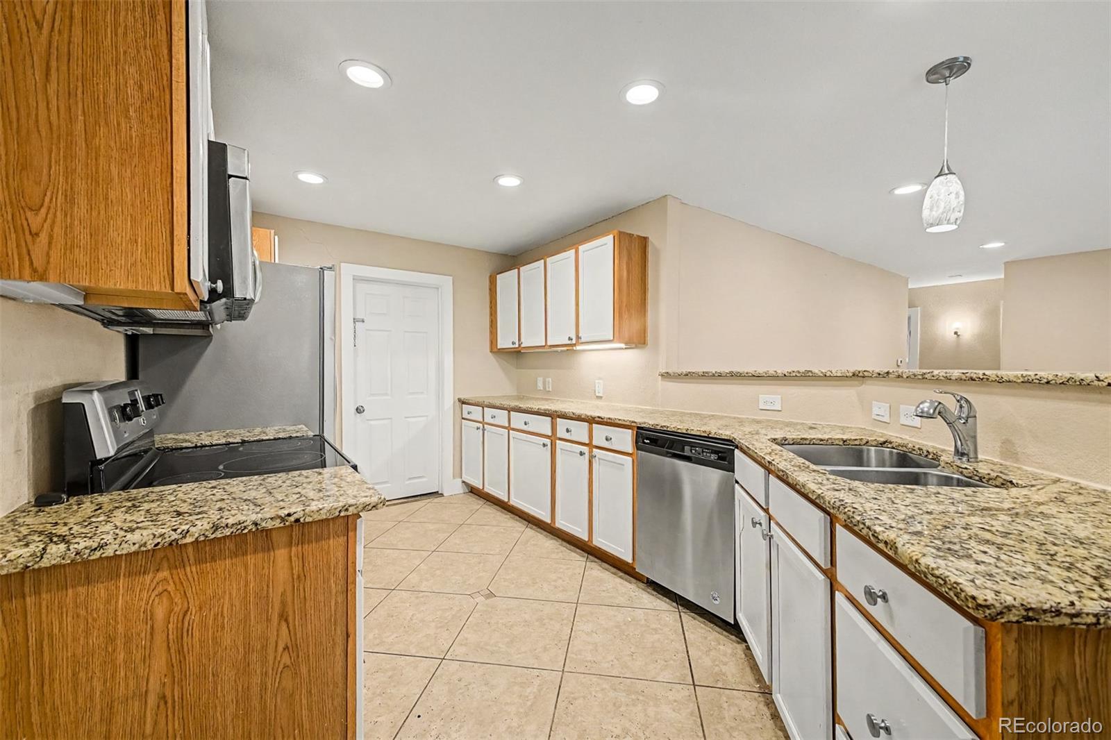 2301 E 93rd Place