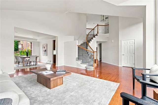 5940 S Mobile Court