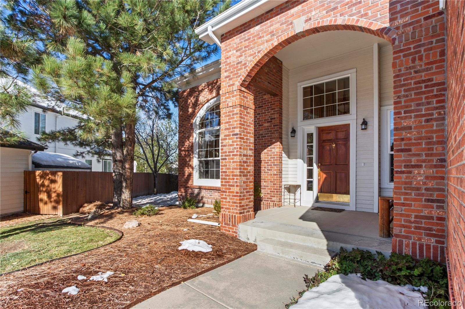 317 Ingleton Court