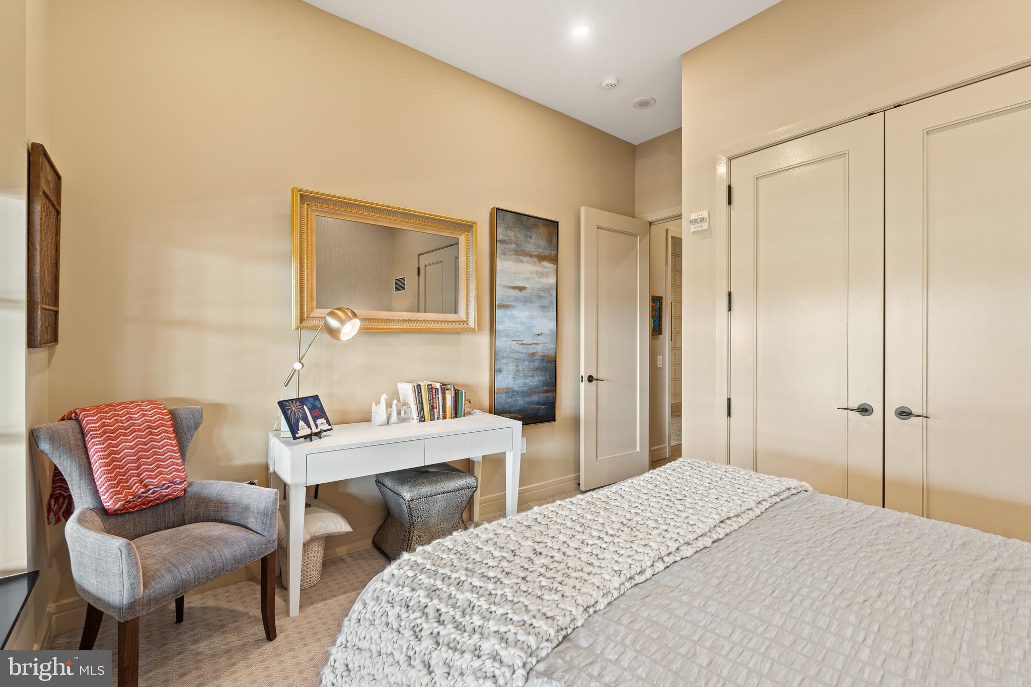 3303 Water STREET NW Unit: 2M