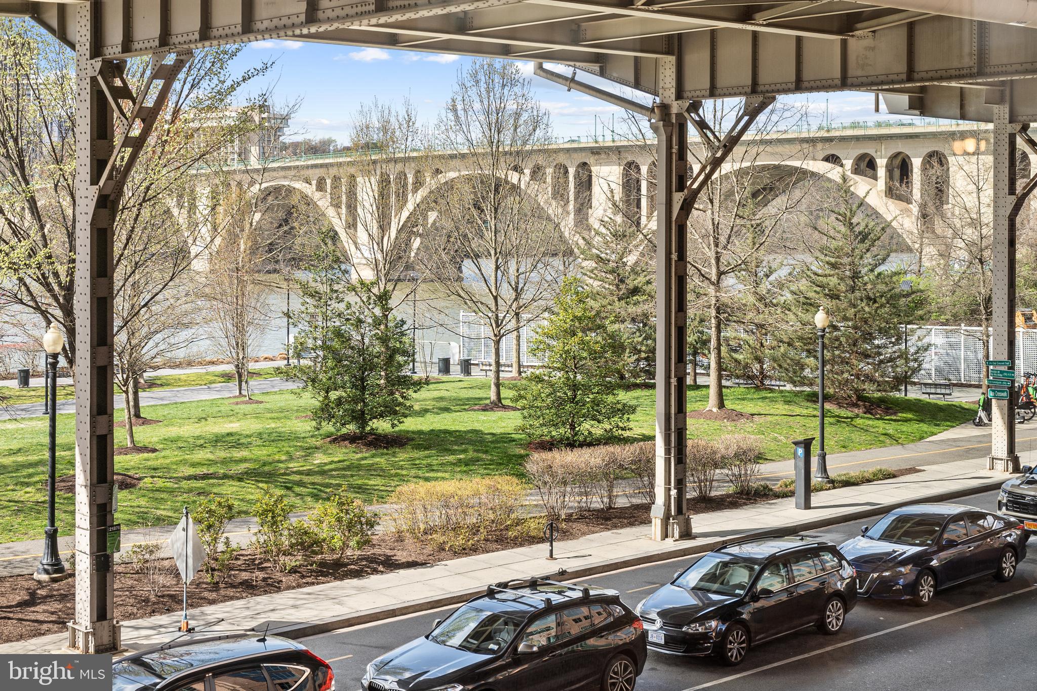 3303 Water STREET NW Unit: 2M