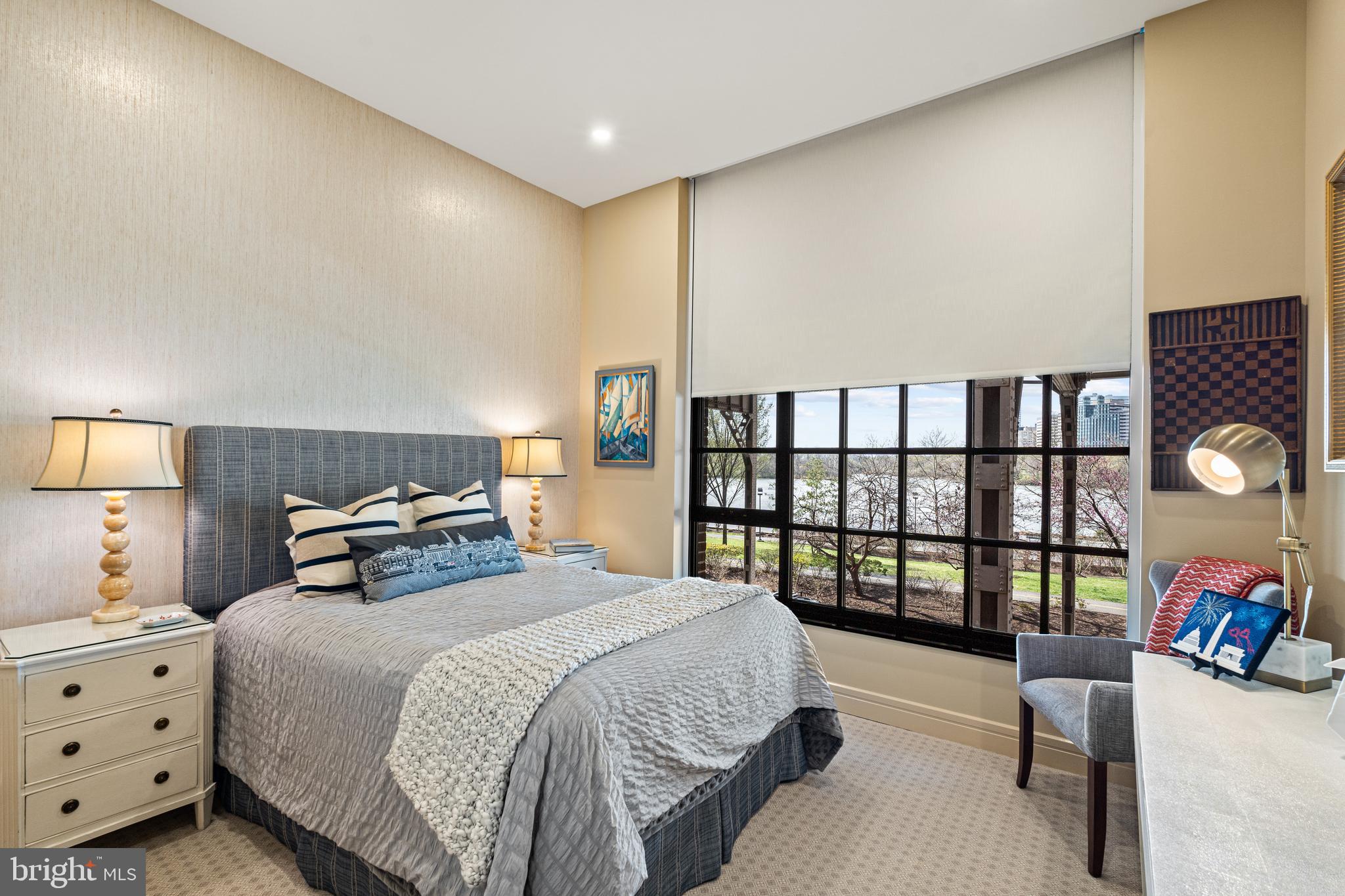 3303 Water STREET NW Unit: 2M