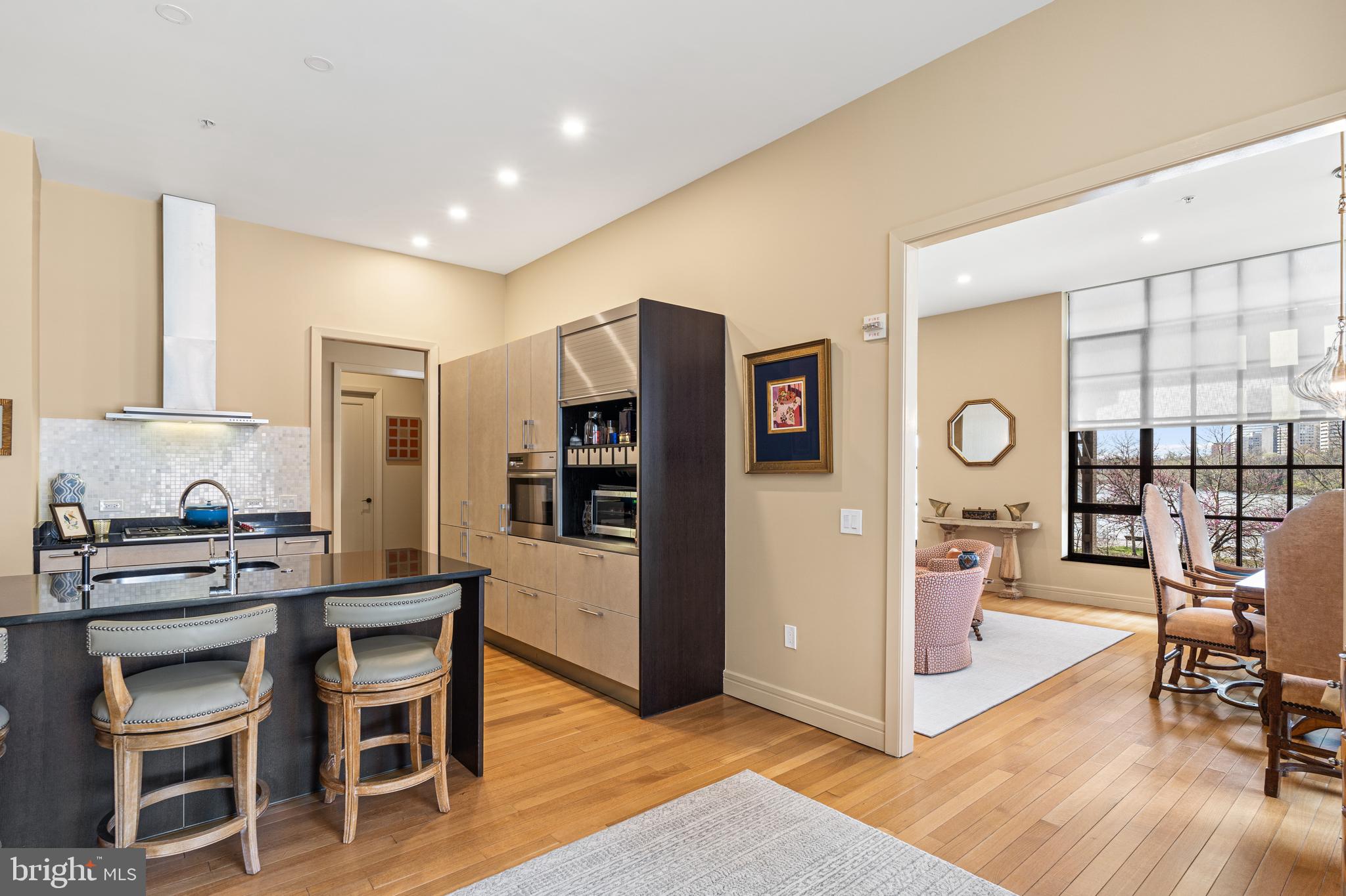 3303 Water STREET NW Unit: 2M