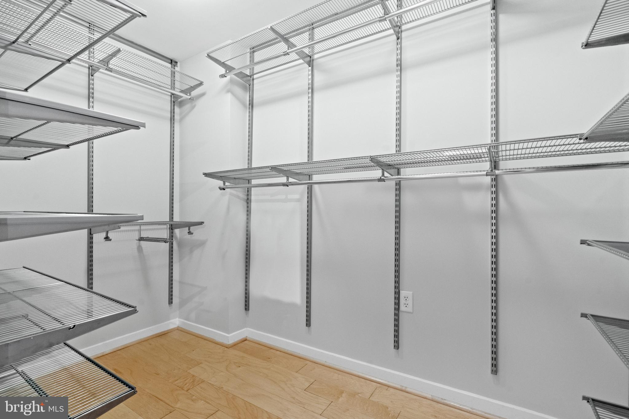 437 New York AVENUE NW Unit: 418