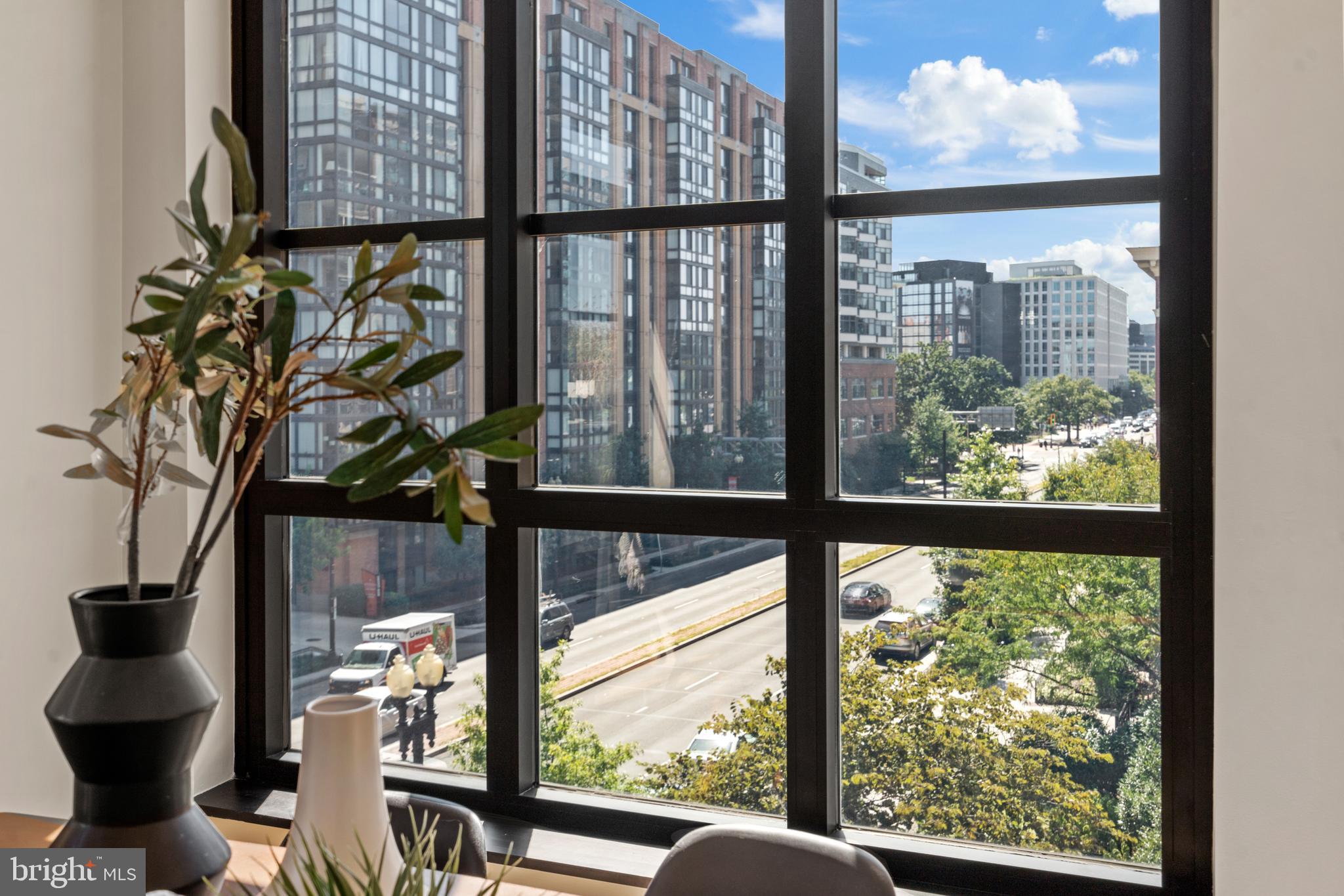 437 New York AVENUE NW Unit: 418