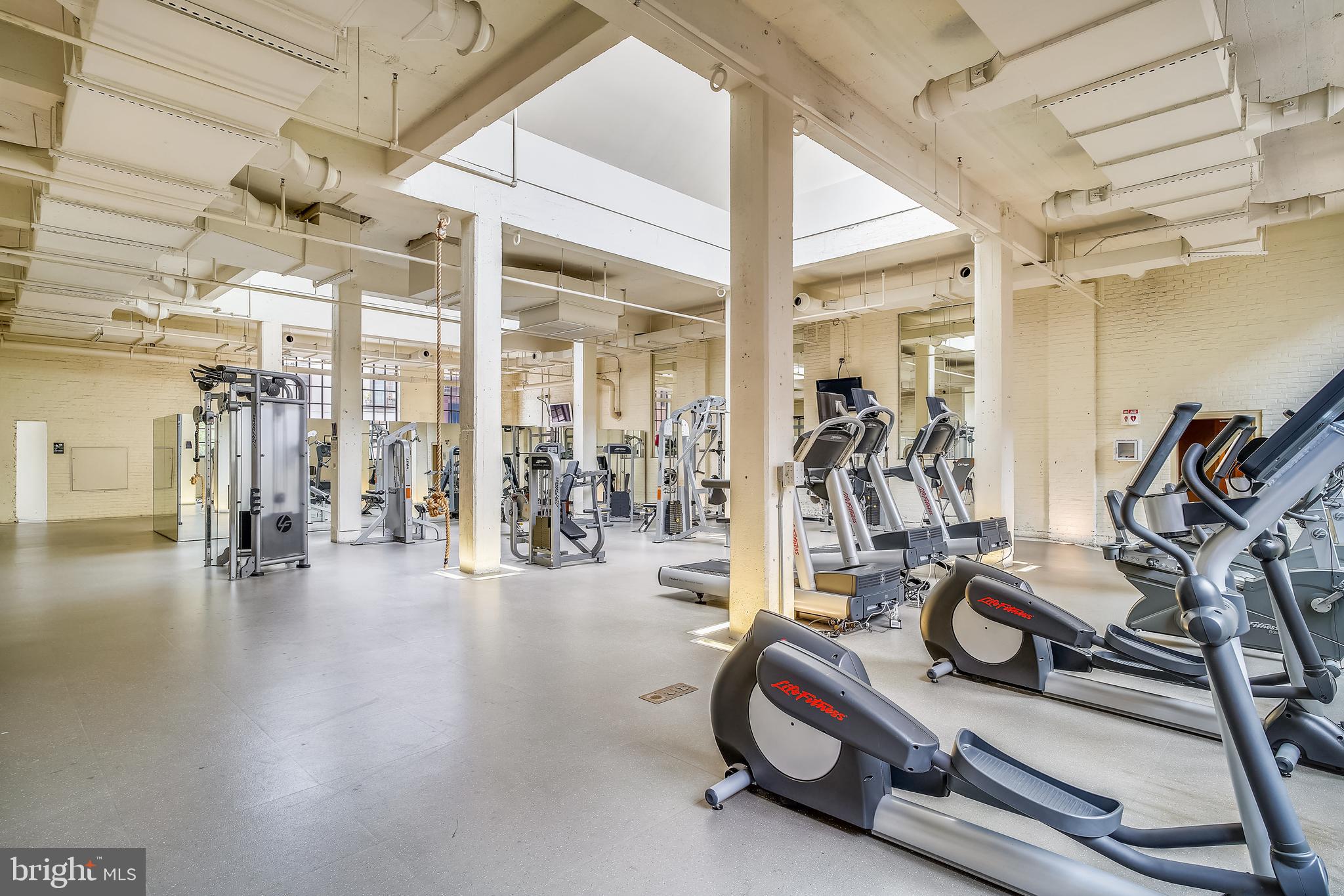 437 New York AVENUE NW Unit: 418