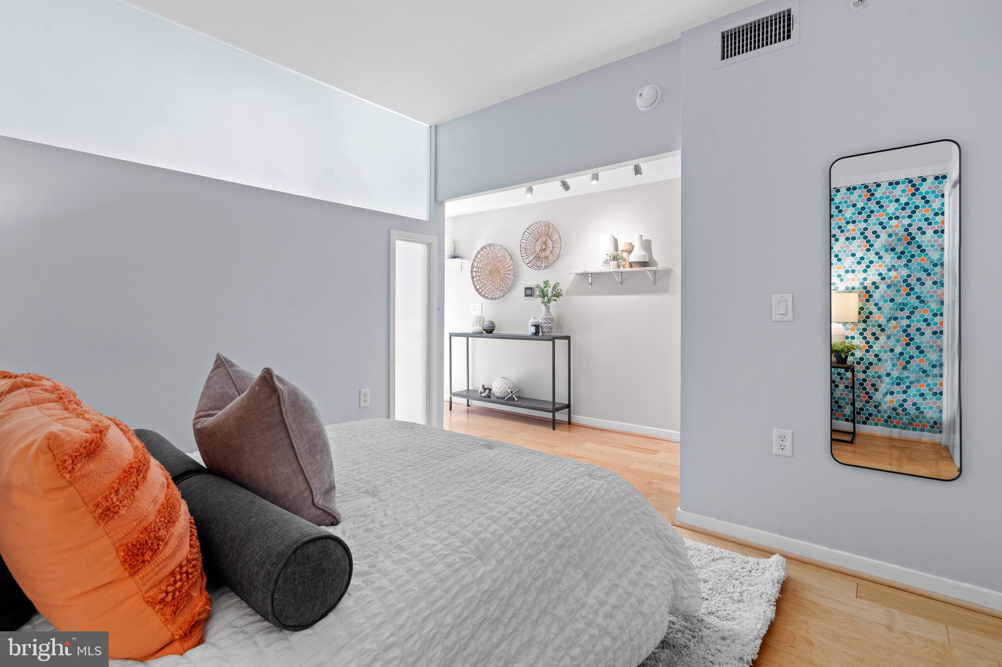 437 New York AVENUE NW Unit: 418