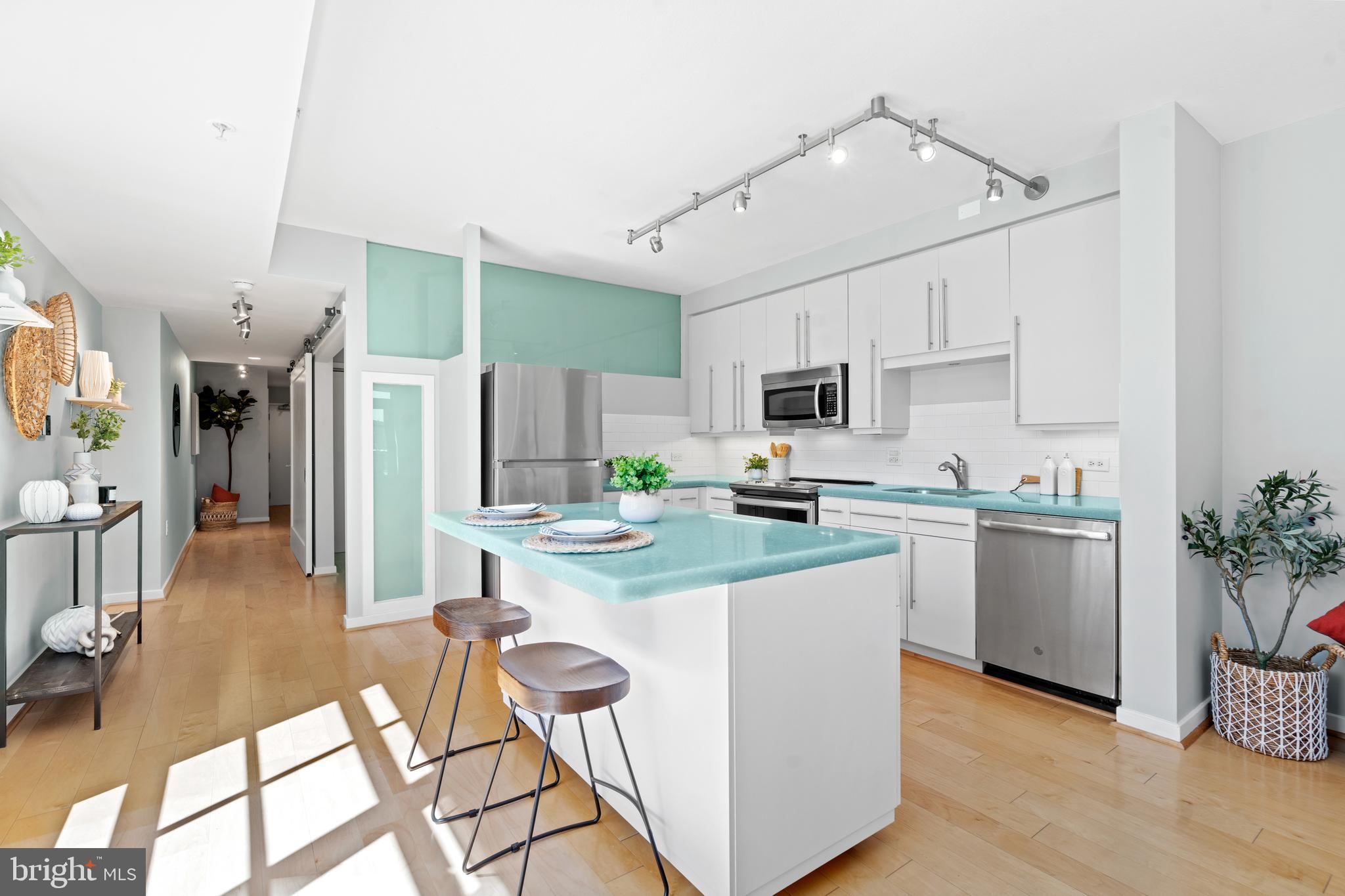 437 New York AVENUE NW Unit: 418