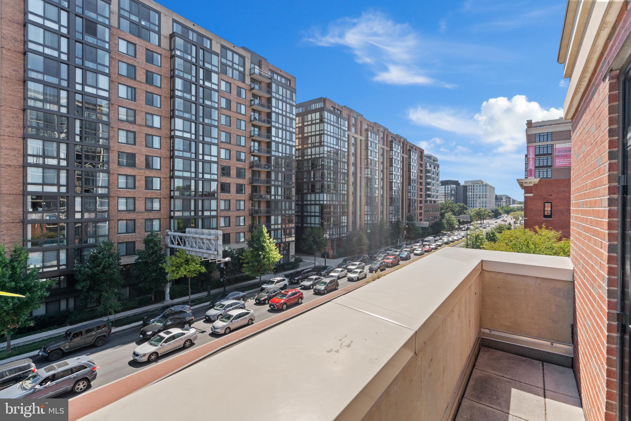 437 New York AVENUE NW Unit: 418