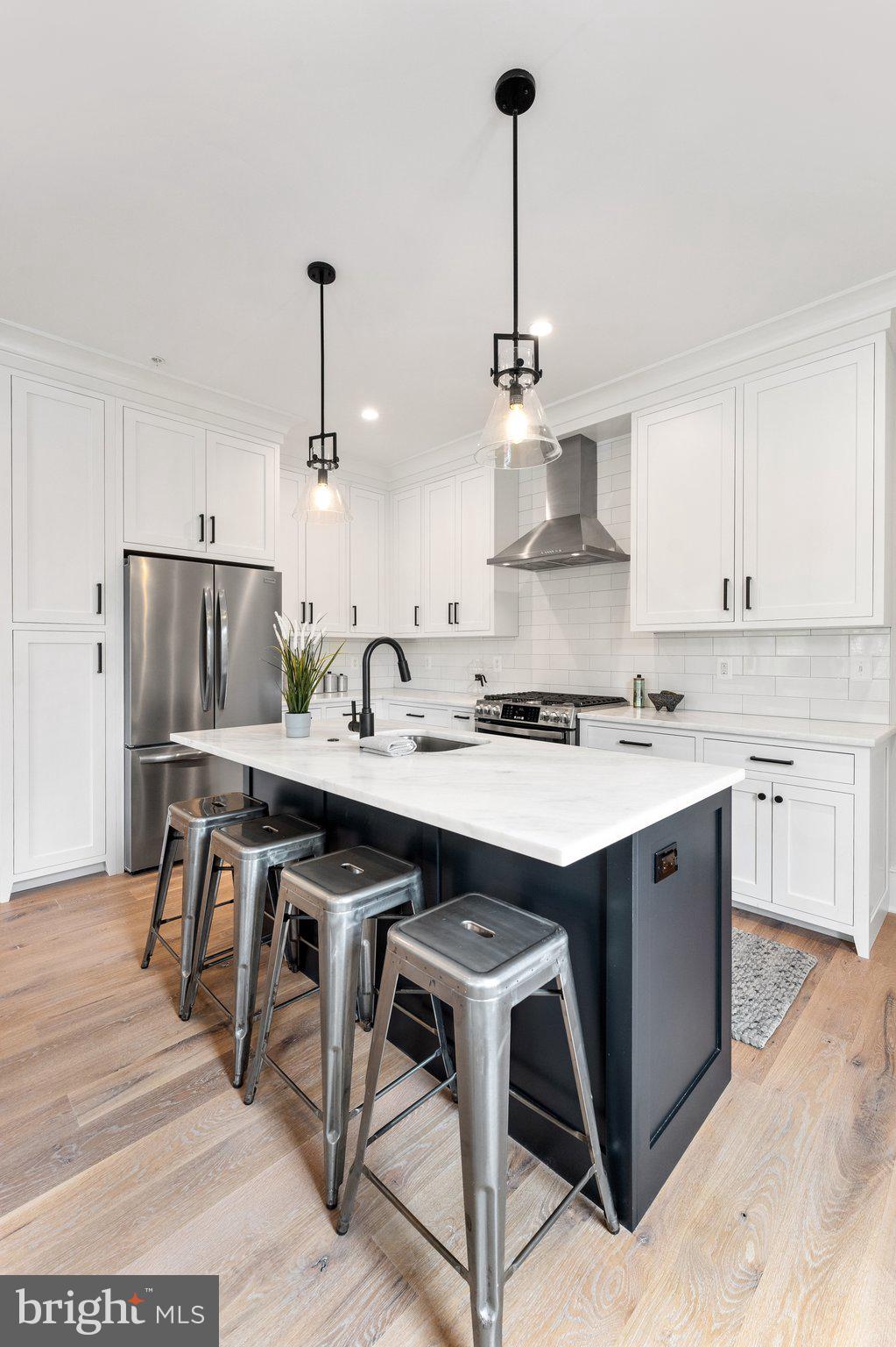 1300 I STREET NE Unit: 5
