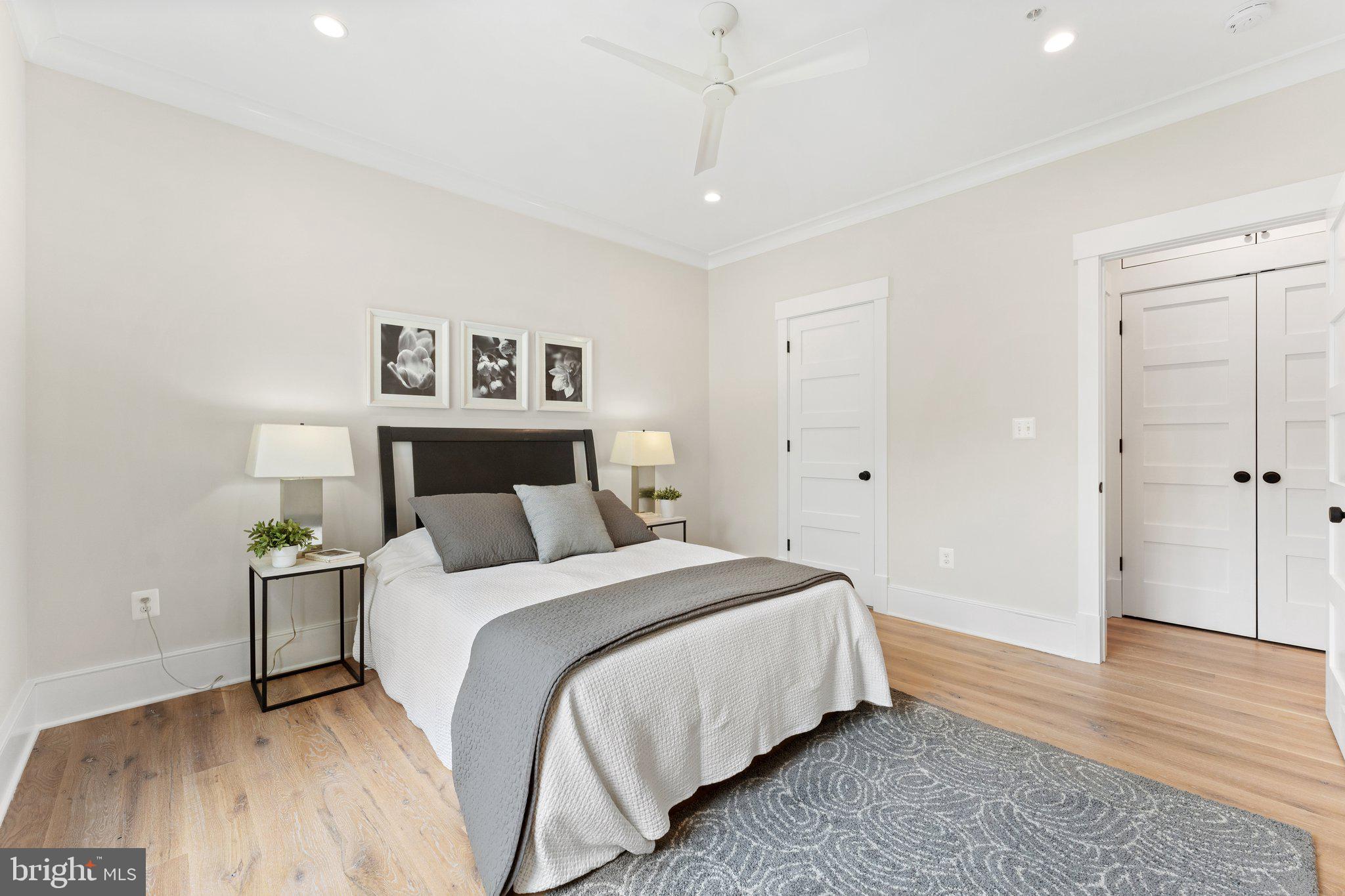 1300 I STREET NE Unit: 5