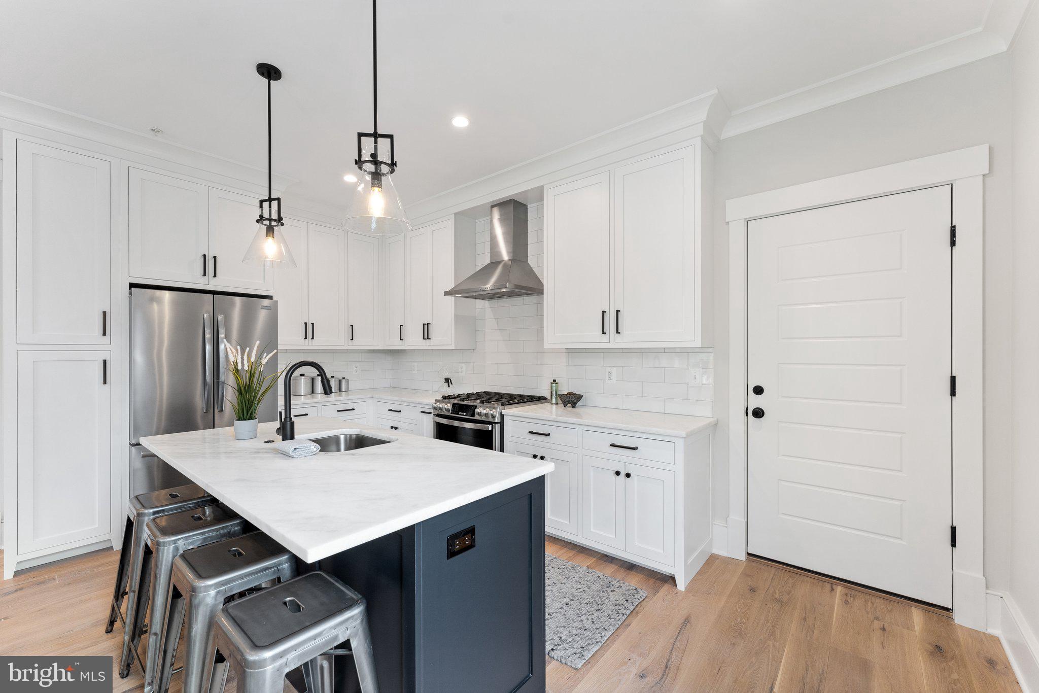 1300 I STREET NE Unit: 5