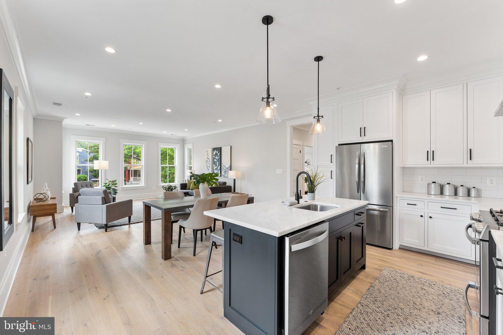 1300 I STREET NE Unit: 5