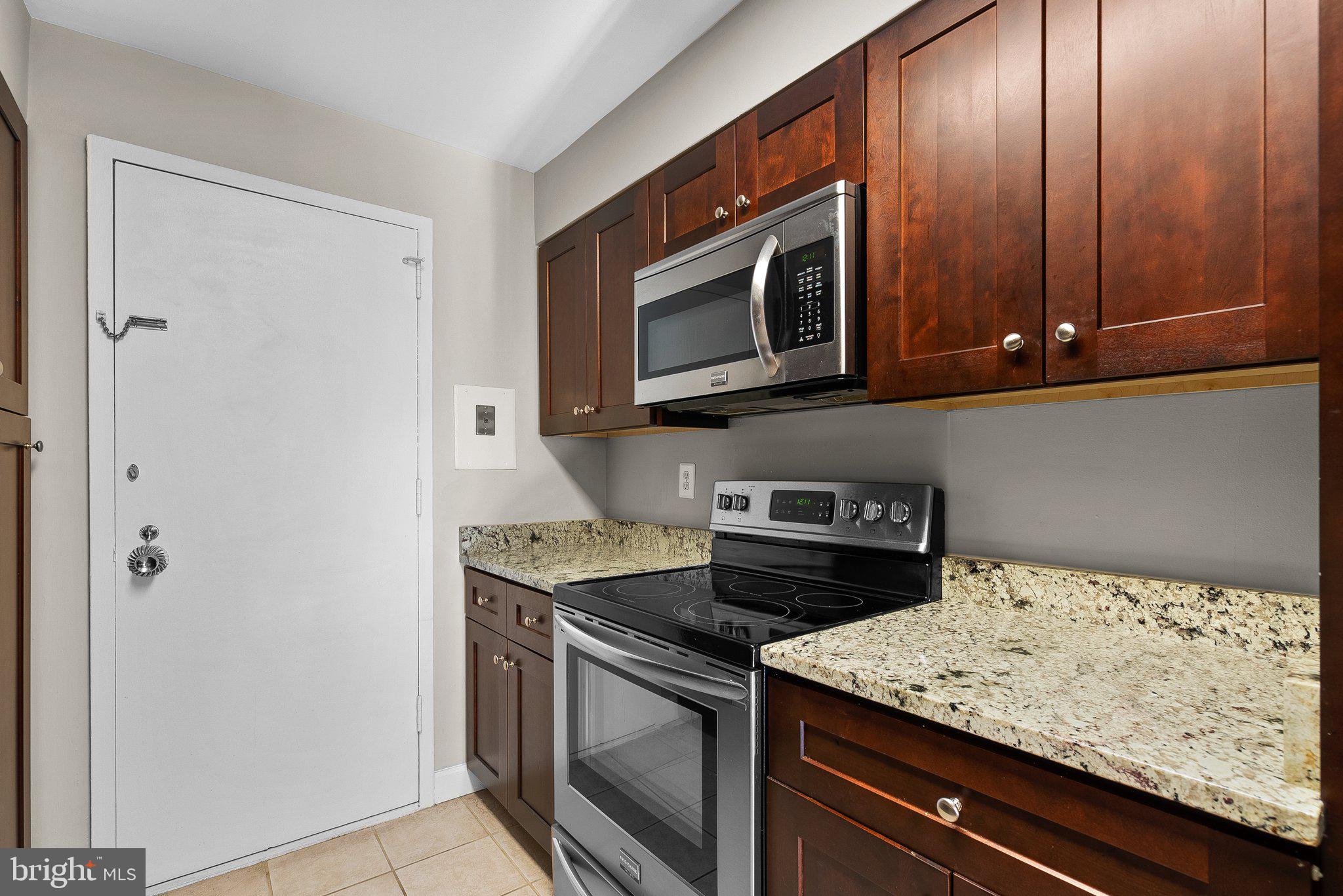 2501 Calvert STREET NW Unit: 409