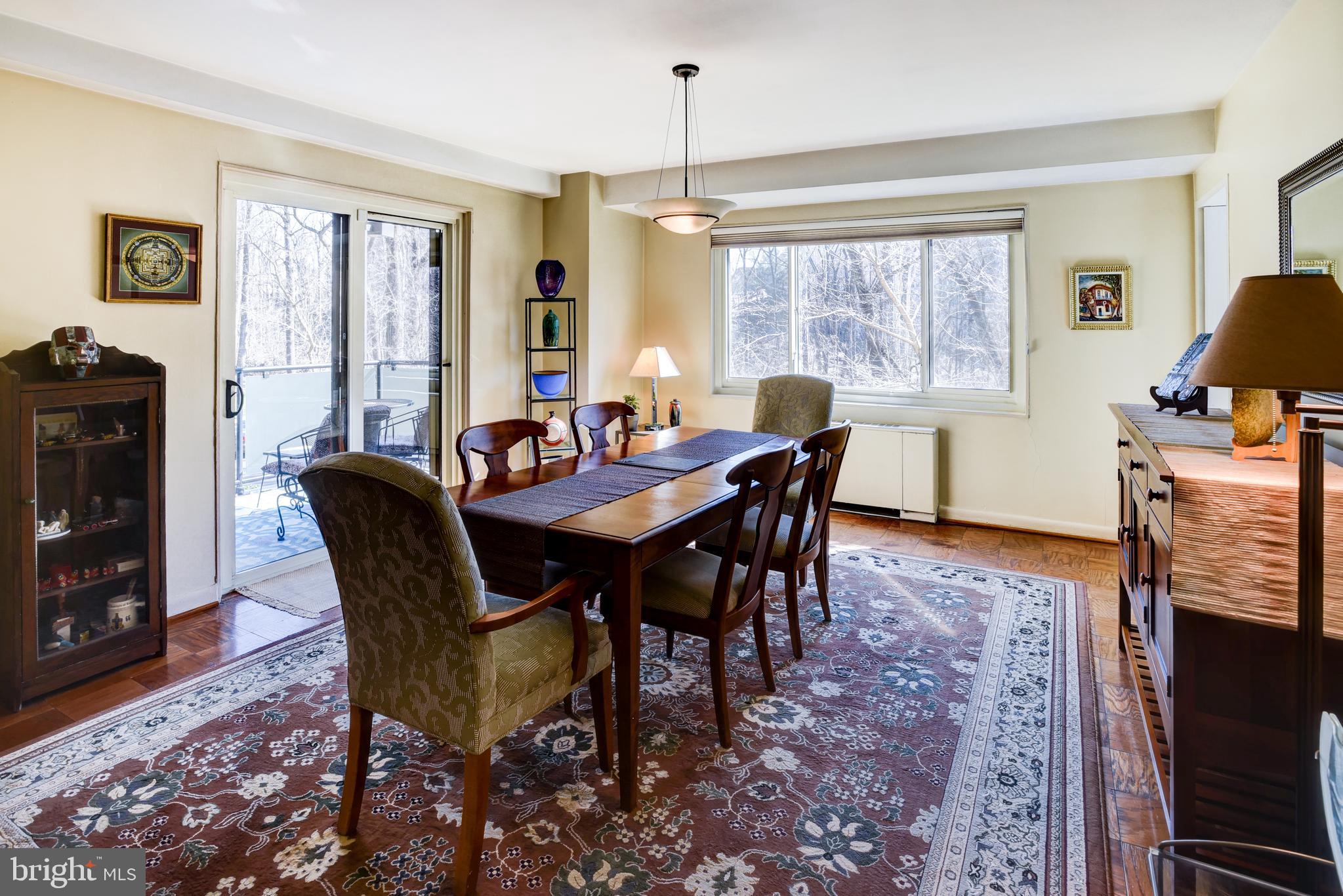 4201 Cathedral Ave NW #105e