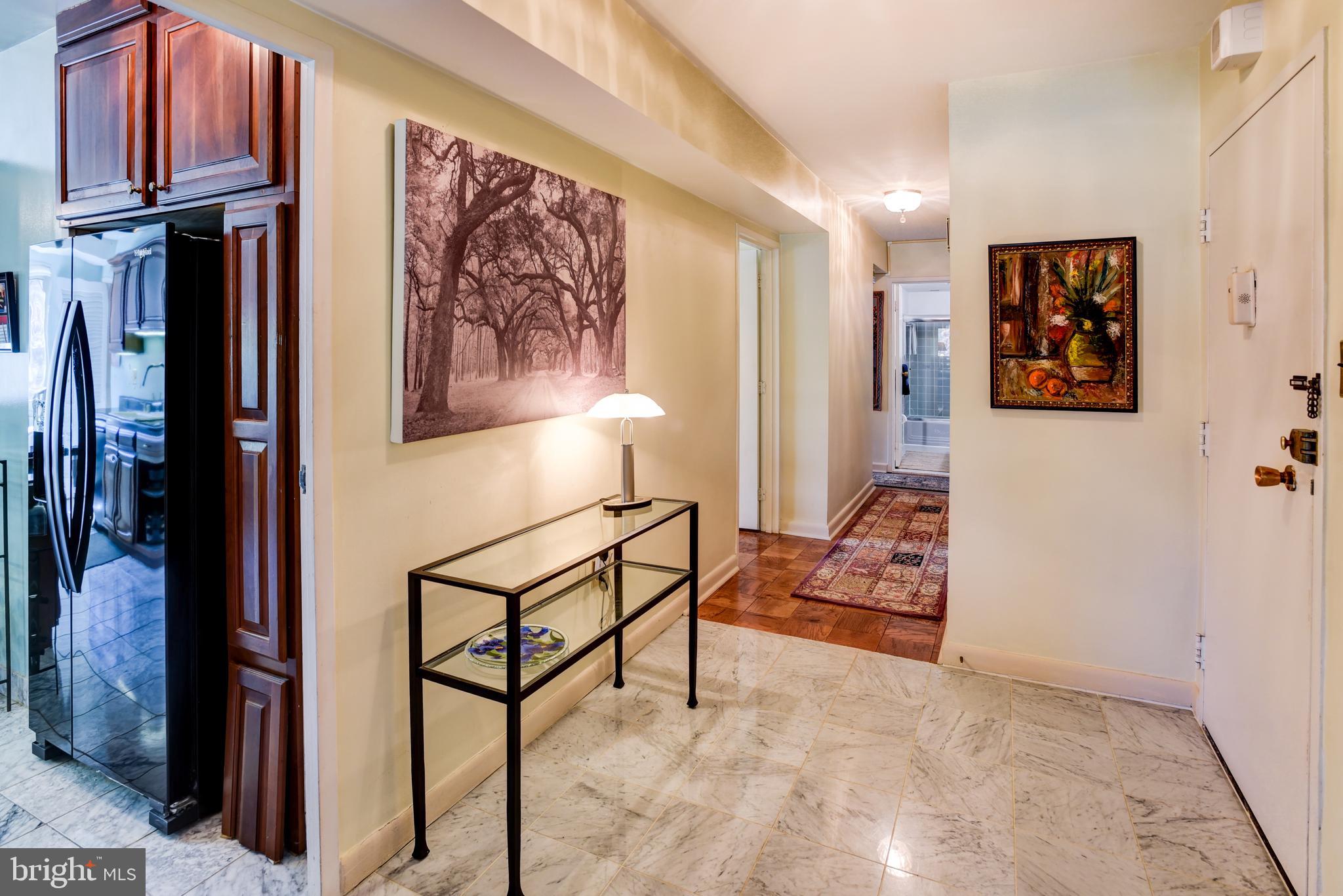 4201 Cathedral Ave NW #105e