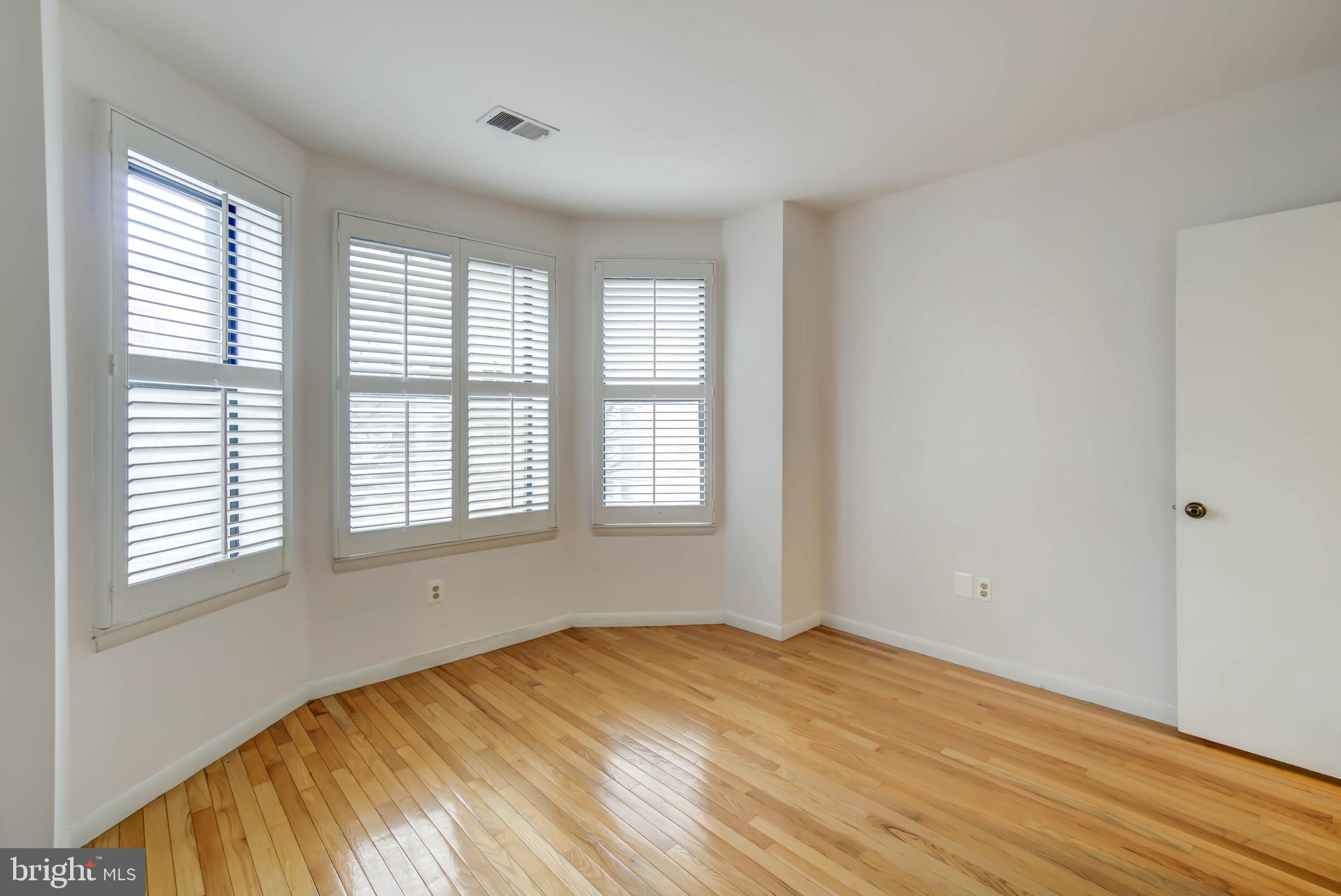 2012 O St NW #32