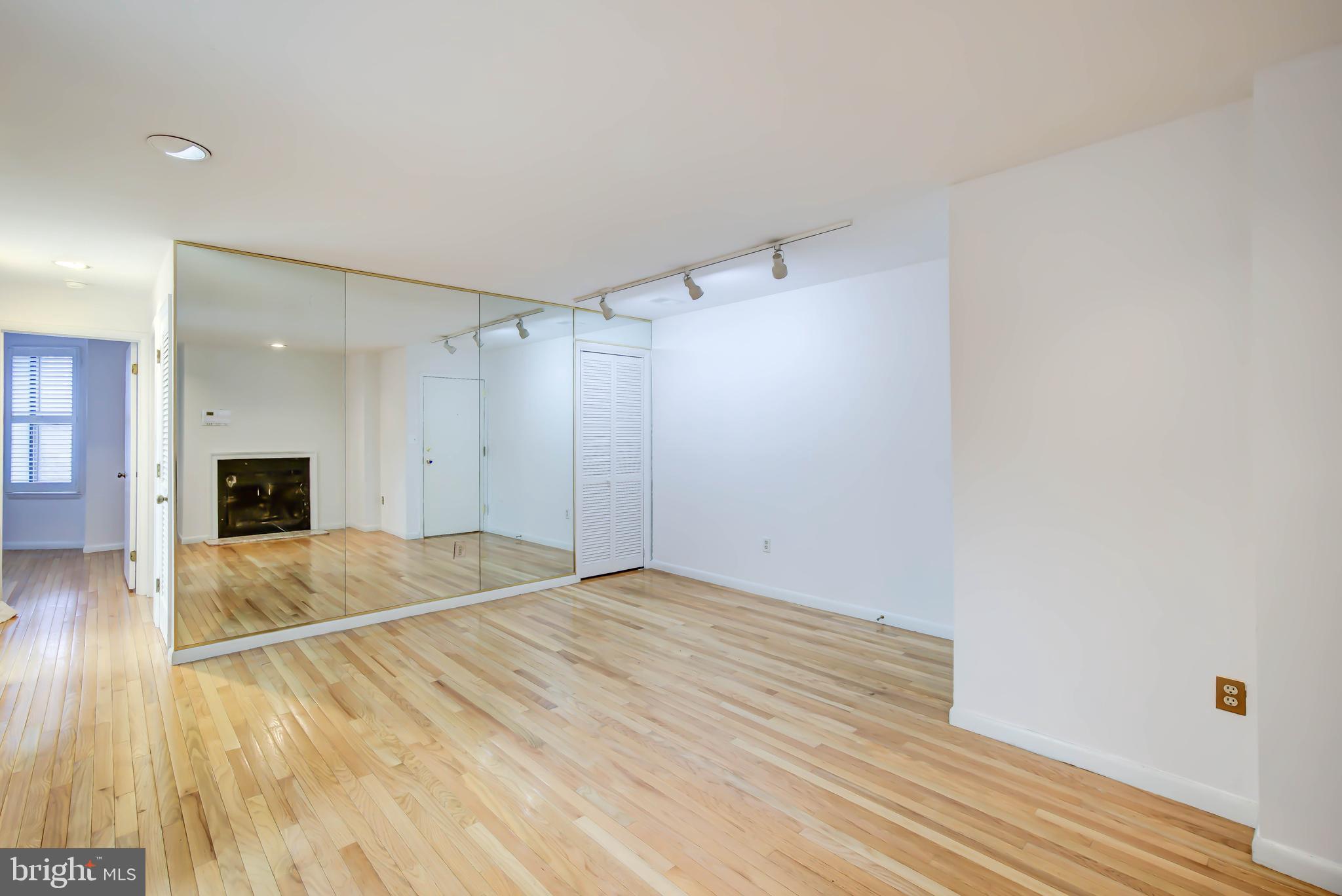 2012 O St NW #32
