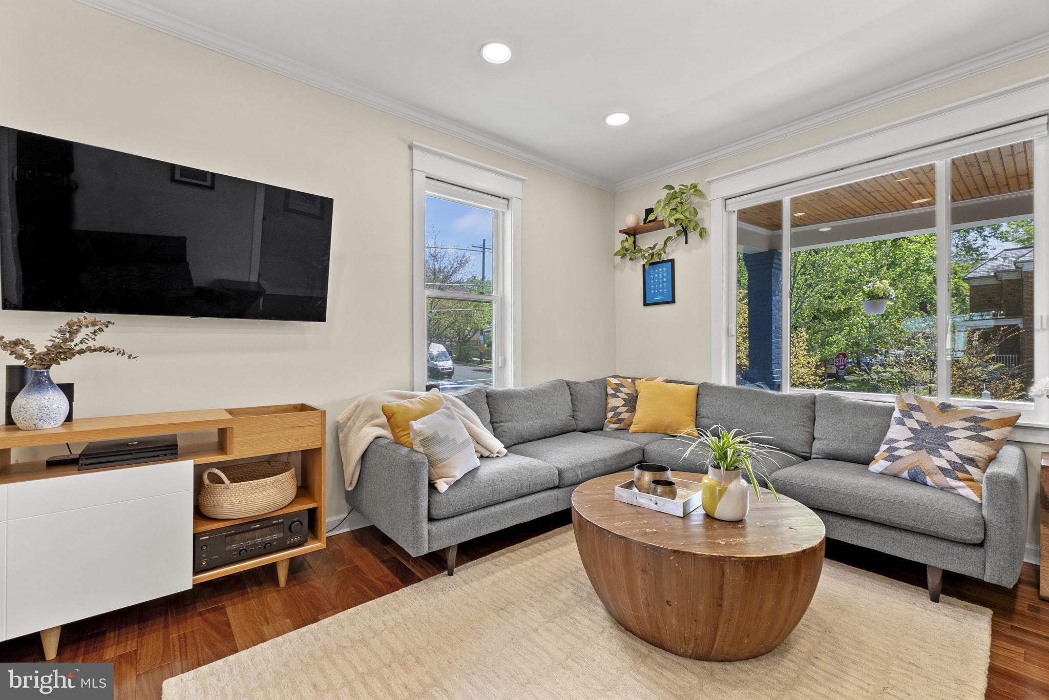 501 Allison St NW