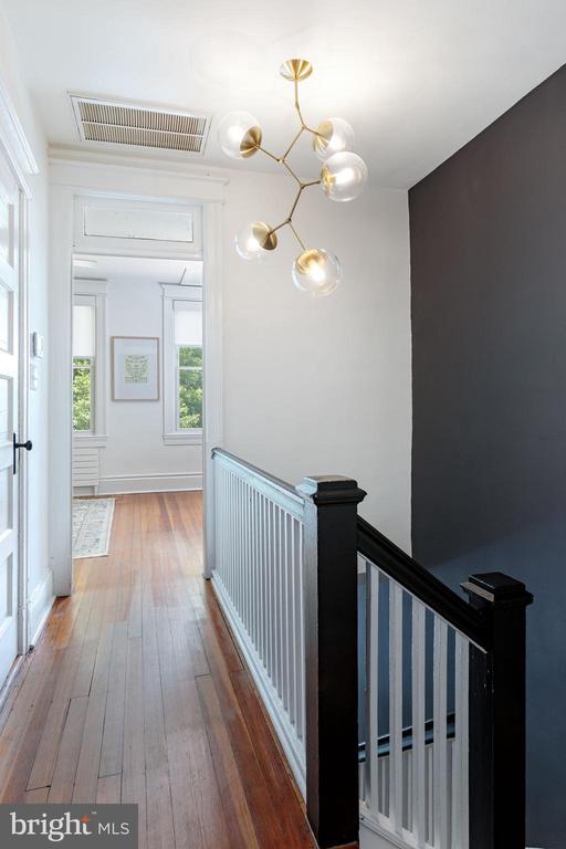 651 Irving St NW