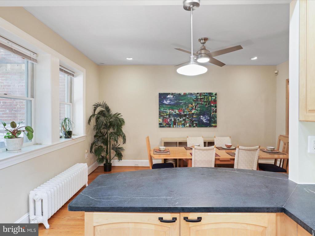 2013 Park Rd NW