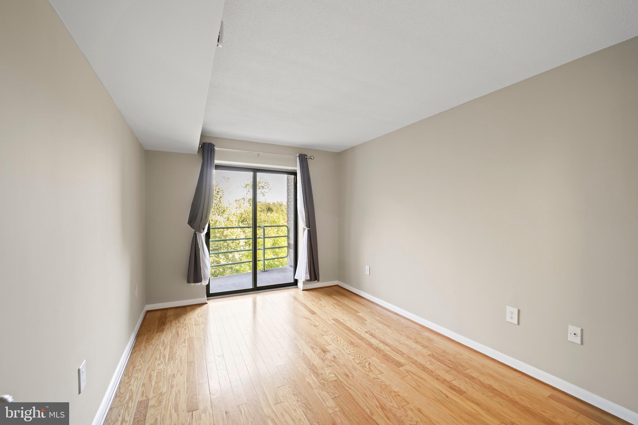 2141 Wisconsin Ave NW #502