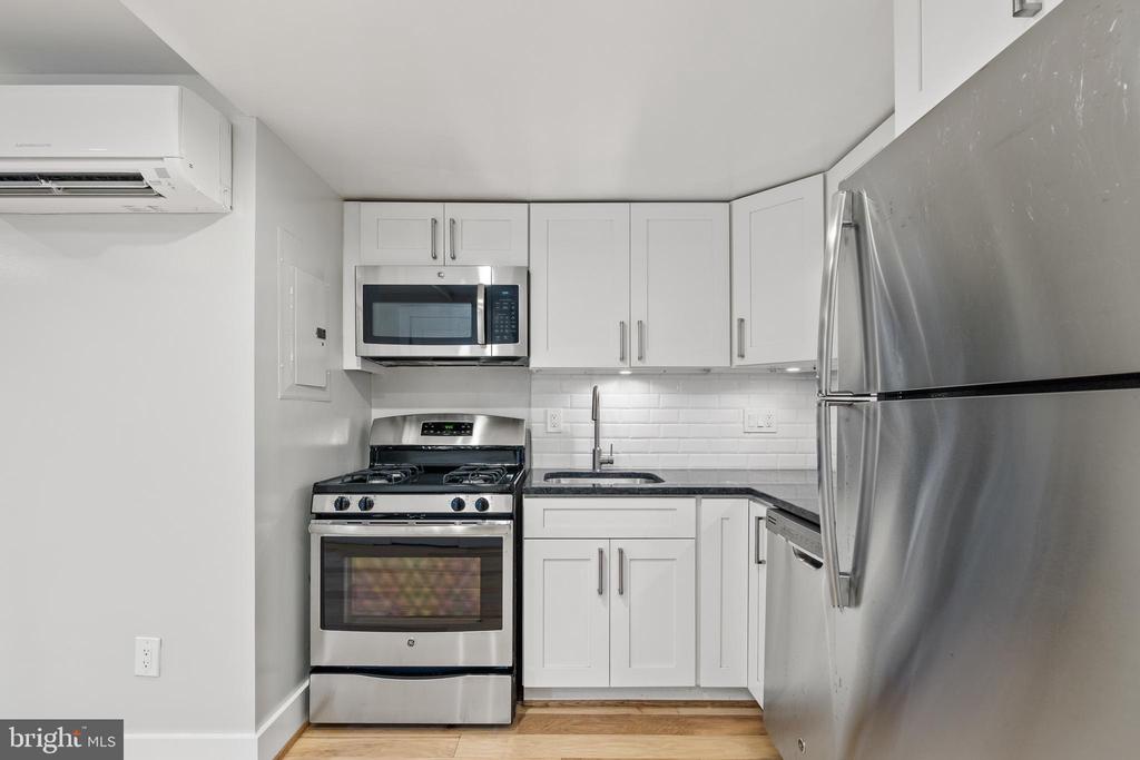 1514 Newton St NW #B1