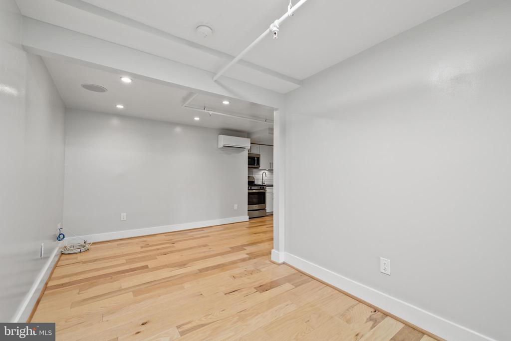 1514 Newton St NW #B1