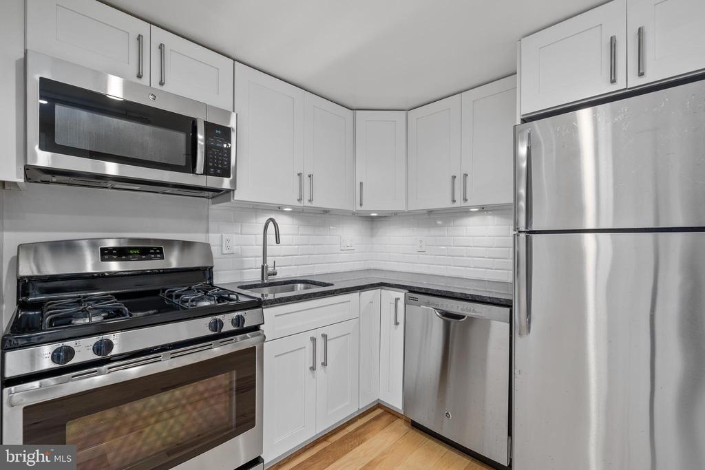 1514 Newton St NW #B1