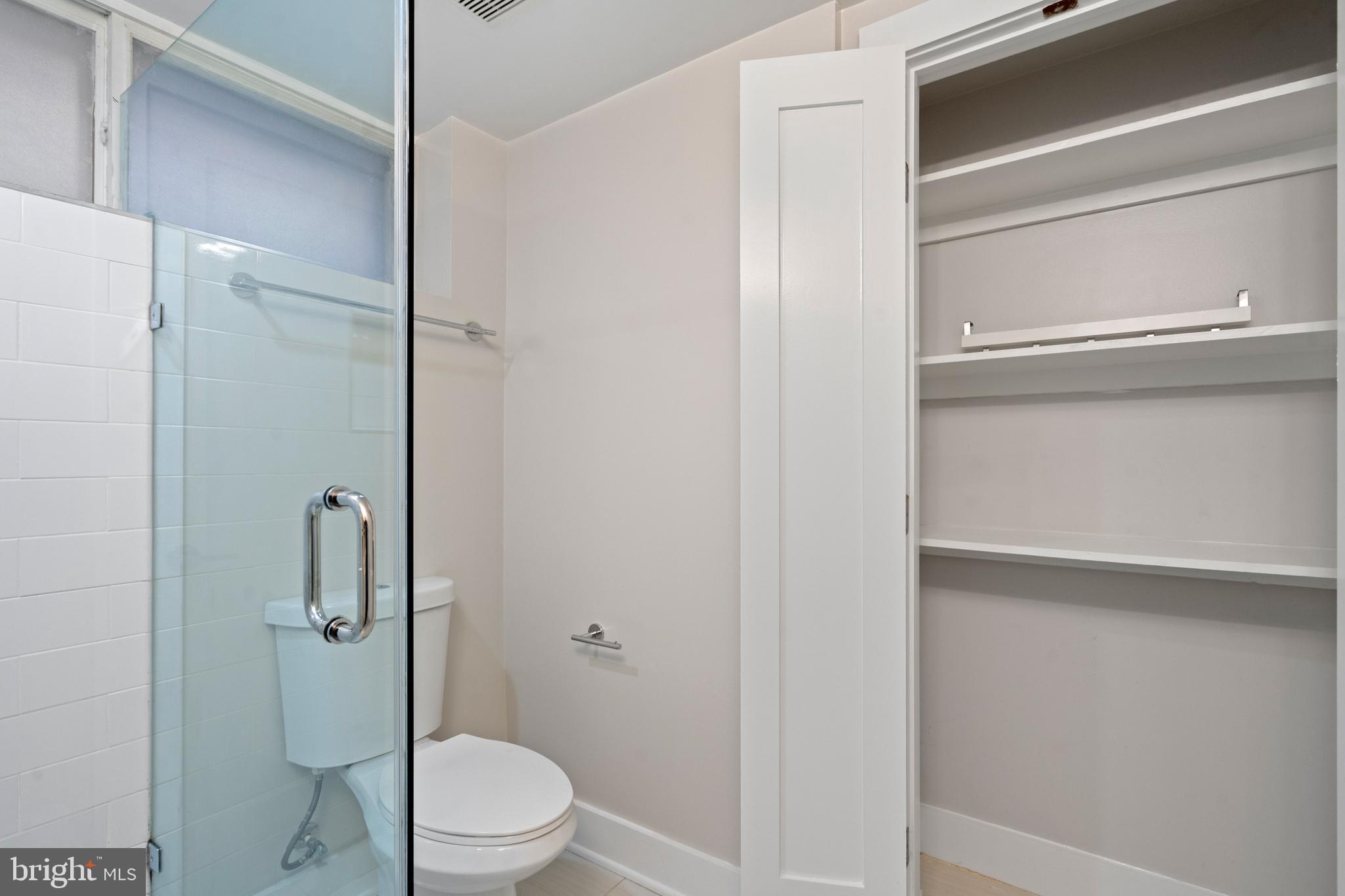 1514 Newton St NW #B1