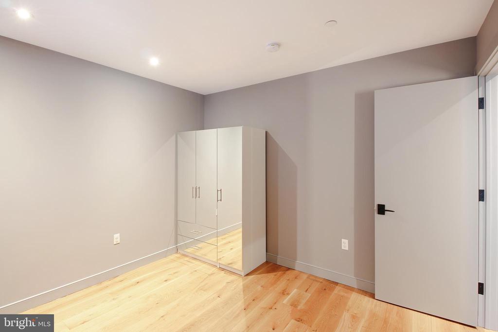 448 K ST NW #201