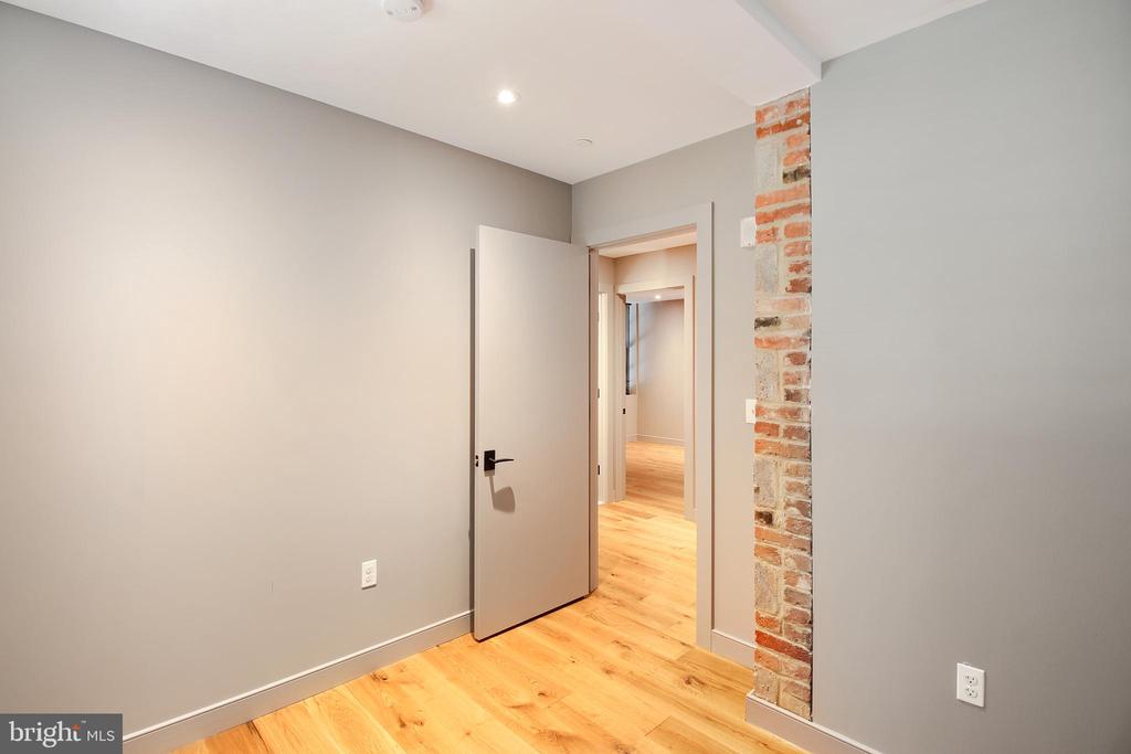 448 K ST NW #201