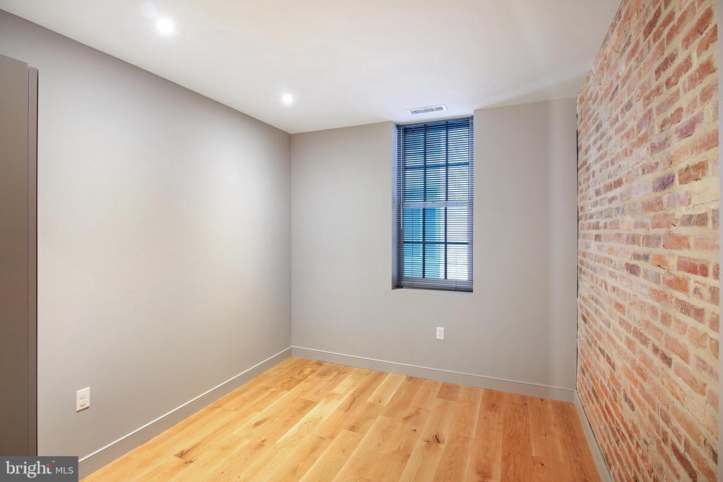 448 K ST NW #201