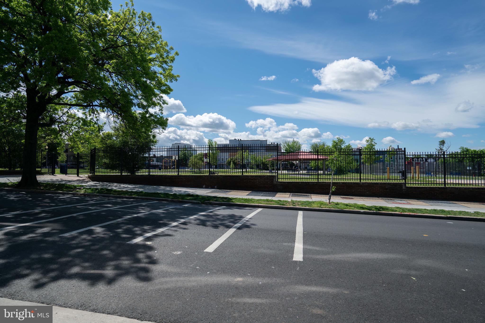 705 IRVING ST NW #202