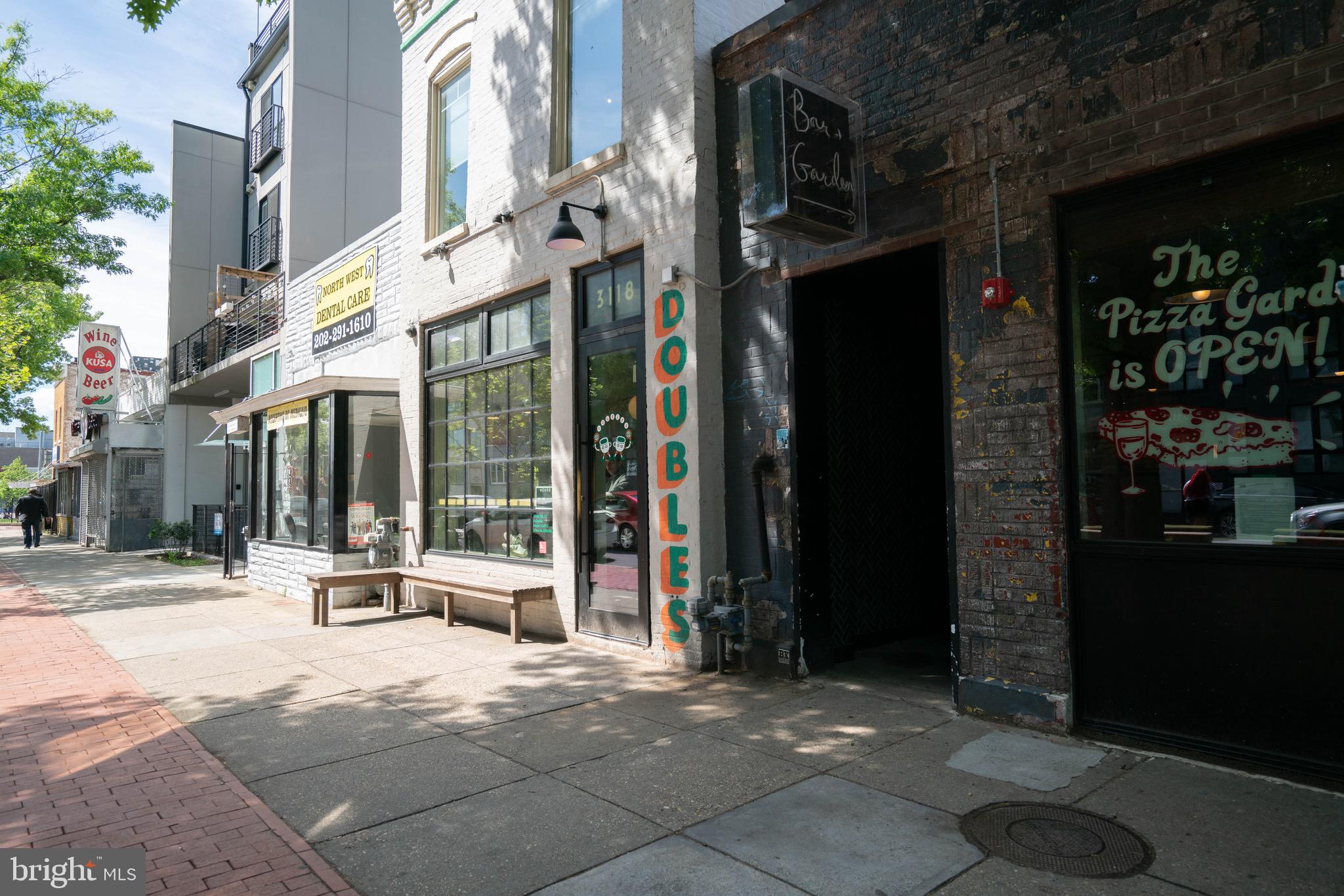 705 IRVING ST NW #202