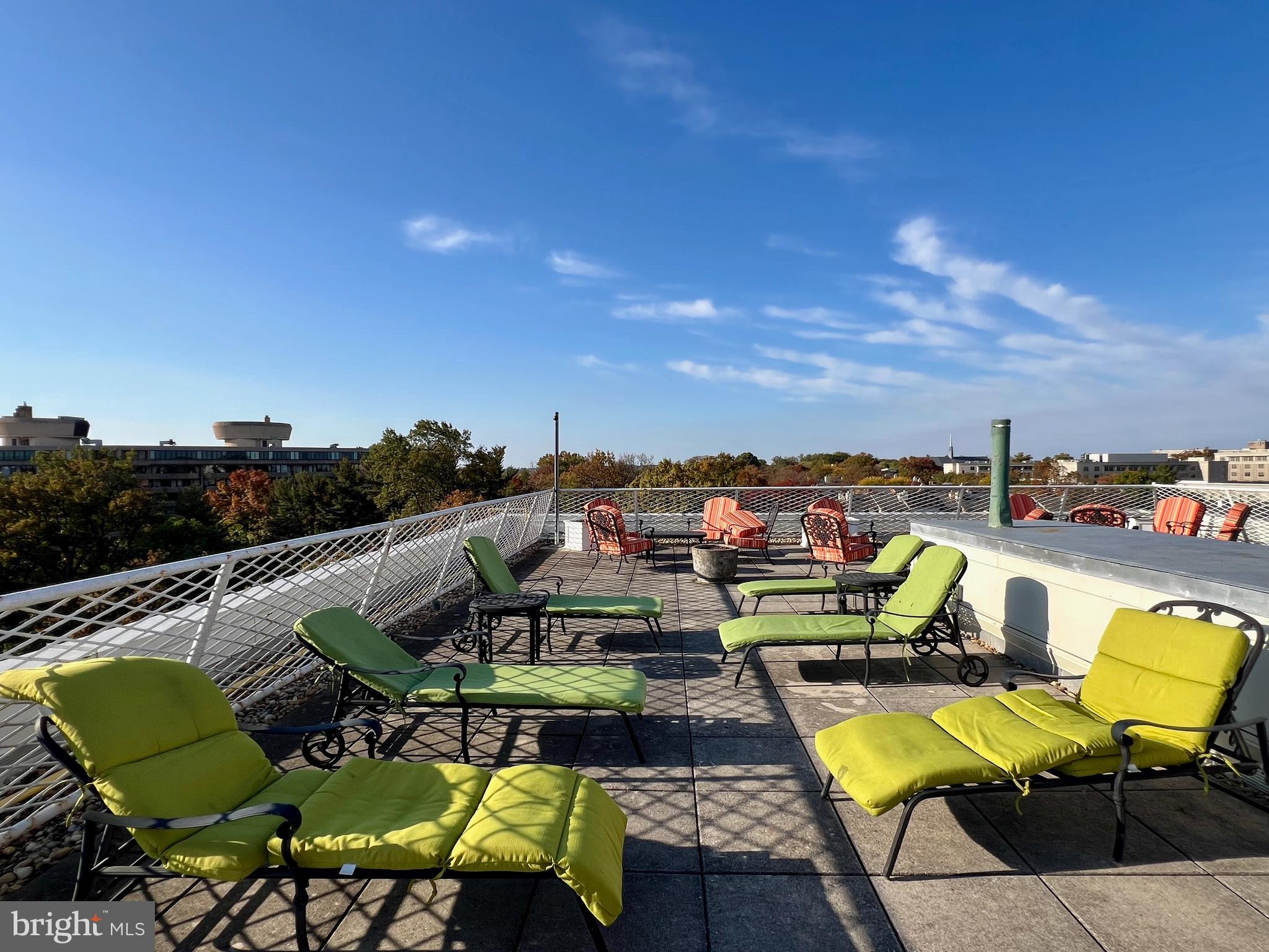 4301 MASSACHUSETTS AVENUE NW 8011