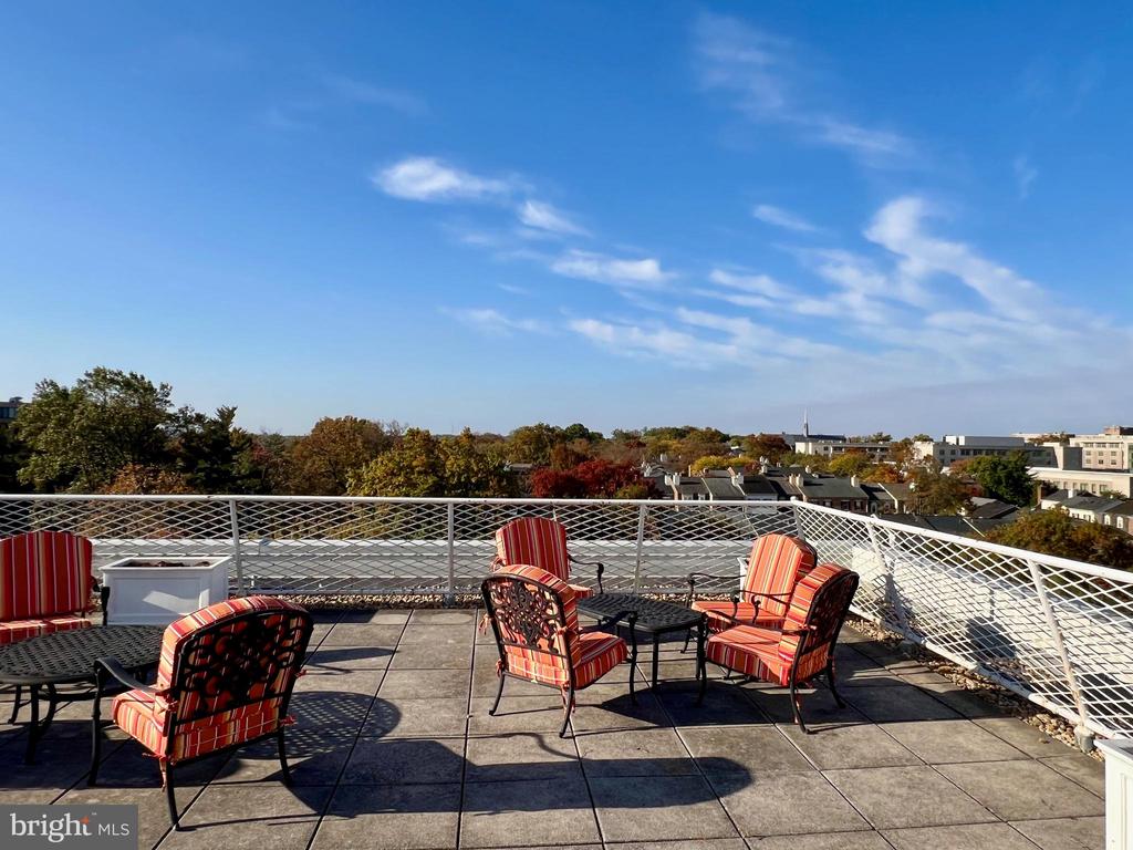 4301 MASSACHUSETTS AVENUE NW 8011
