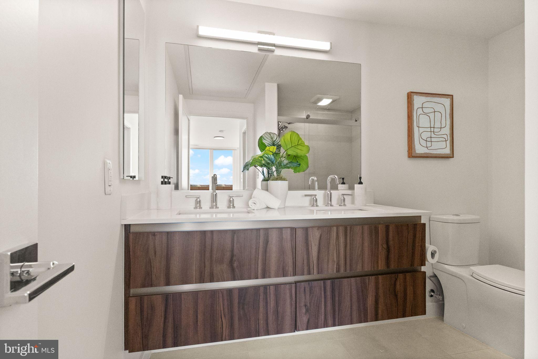 37 L STREET SE 1102