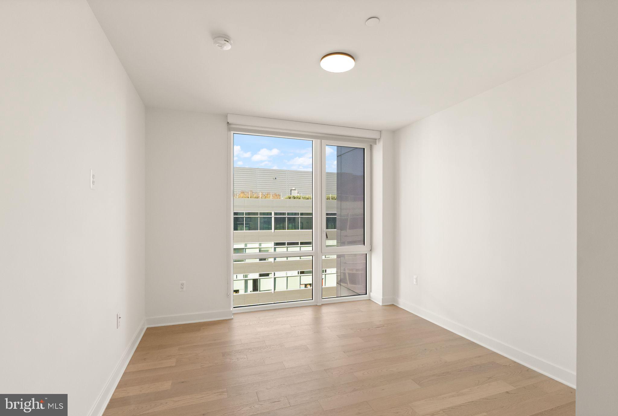 37 L STREET SE 1102