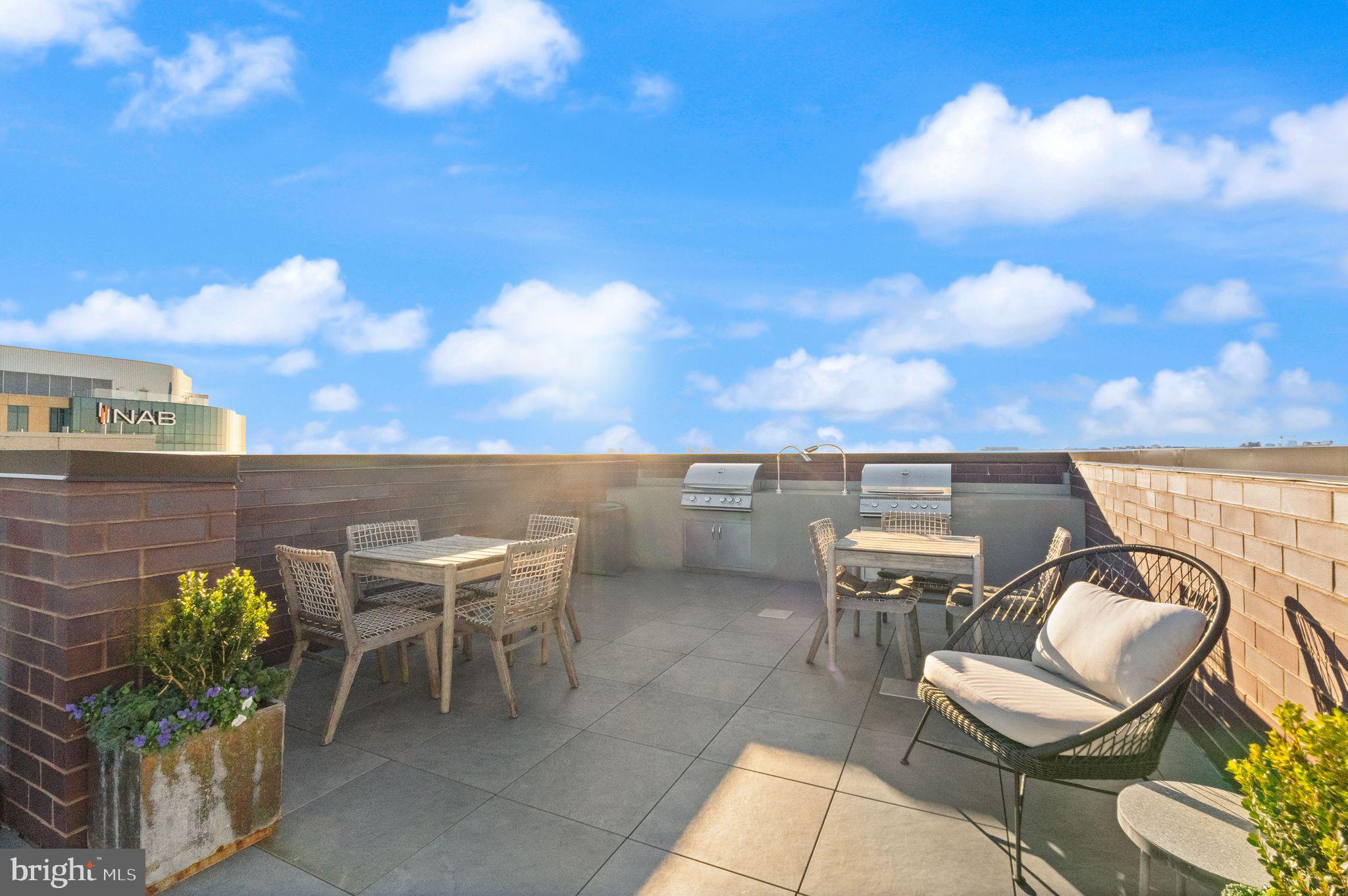 37 L STREET SE 1102
