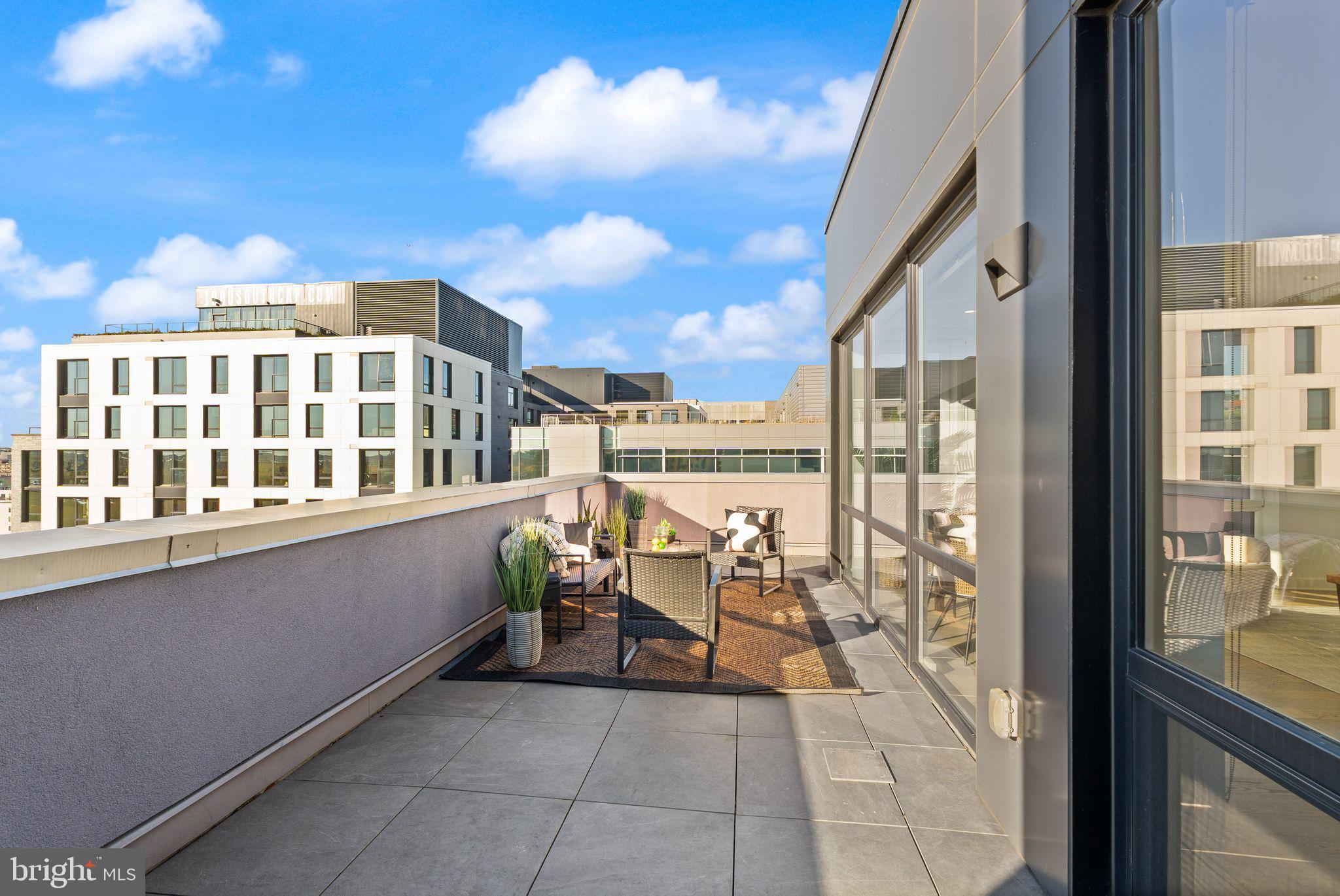 37 L STREET SE 1102