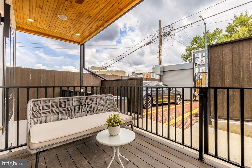 733 EUCLID STREET NW Unit: 201