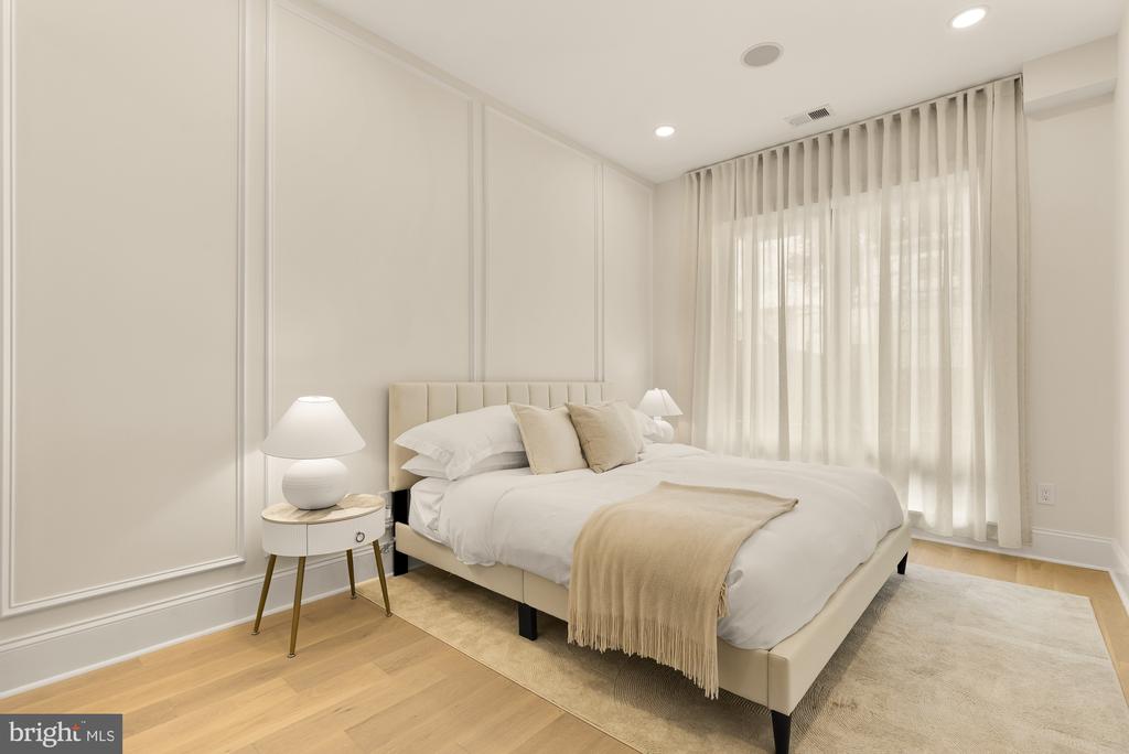 733 EUCLID STREET NW Unit: 201