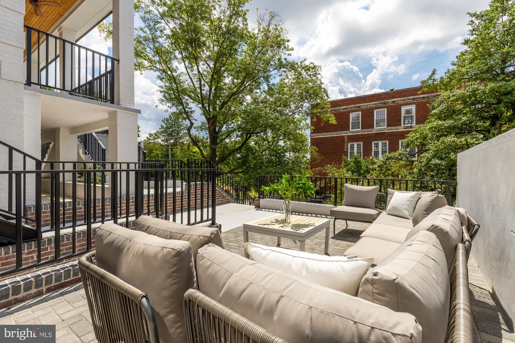 733 EUCLID STREET NW Unit: 201
