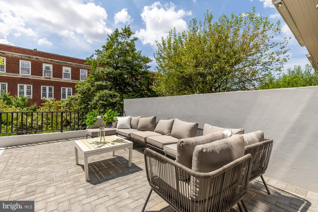 733 EUCLID STREET NW Unit: 201