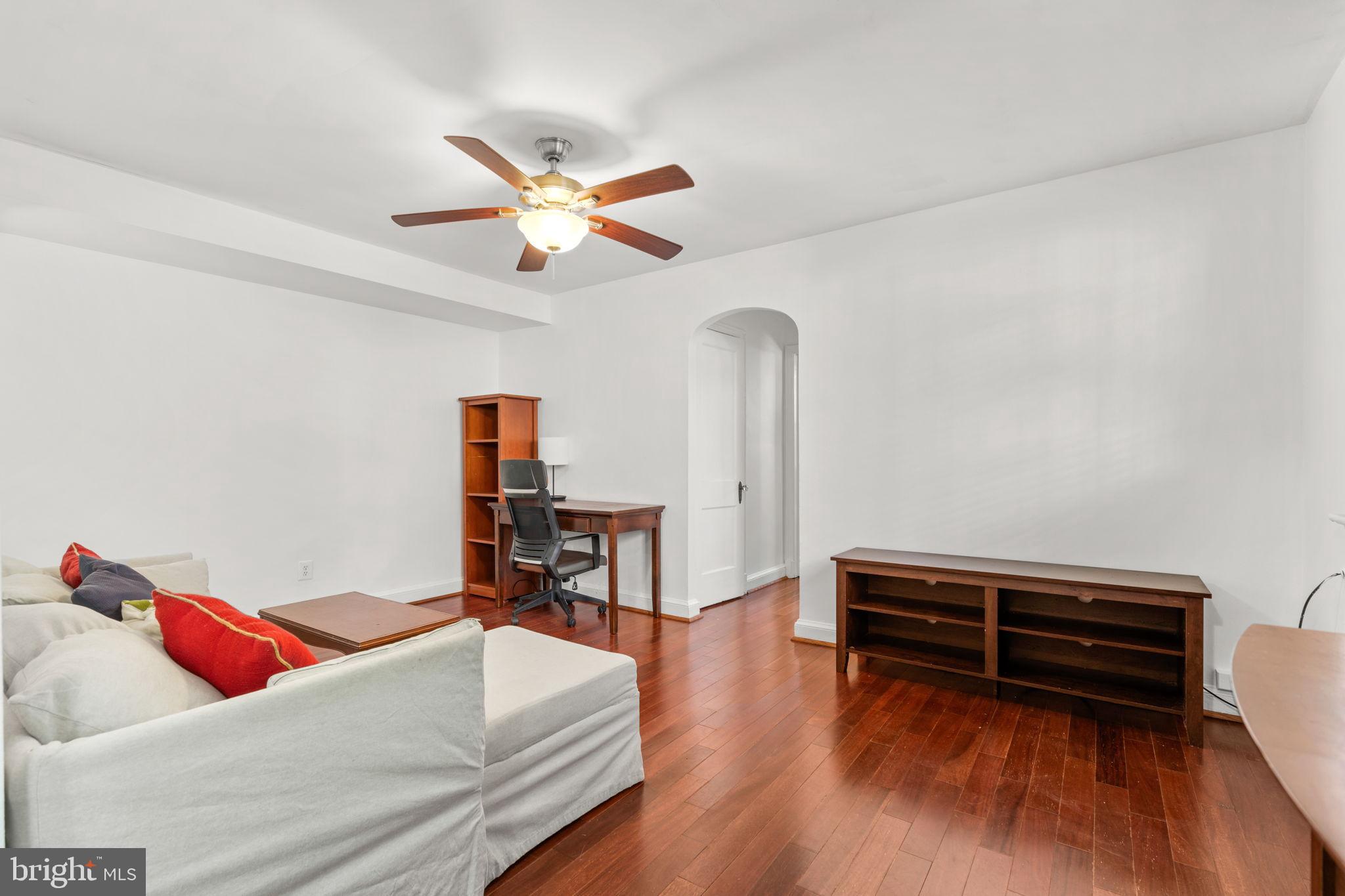 4581 MACARTHUR BOULEVARD NW 103