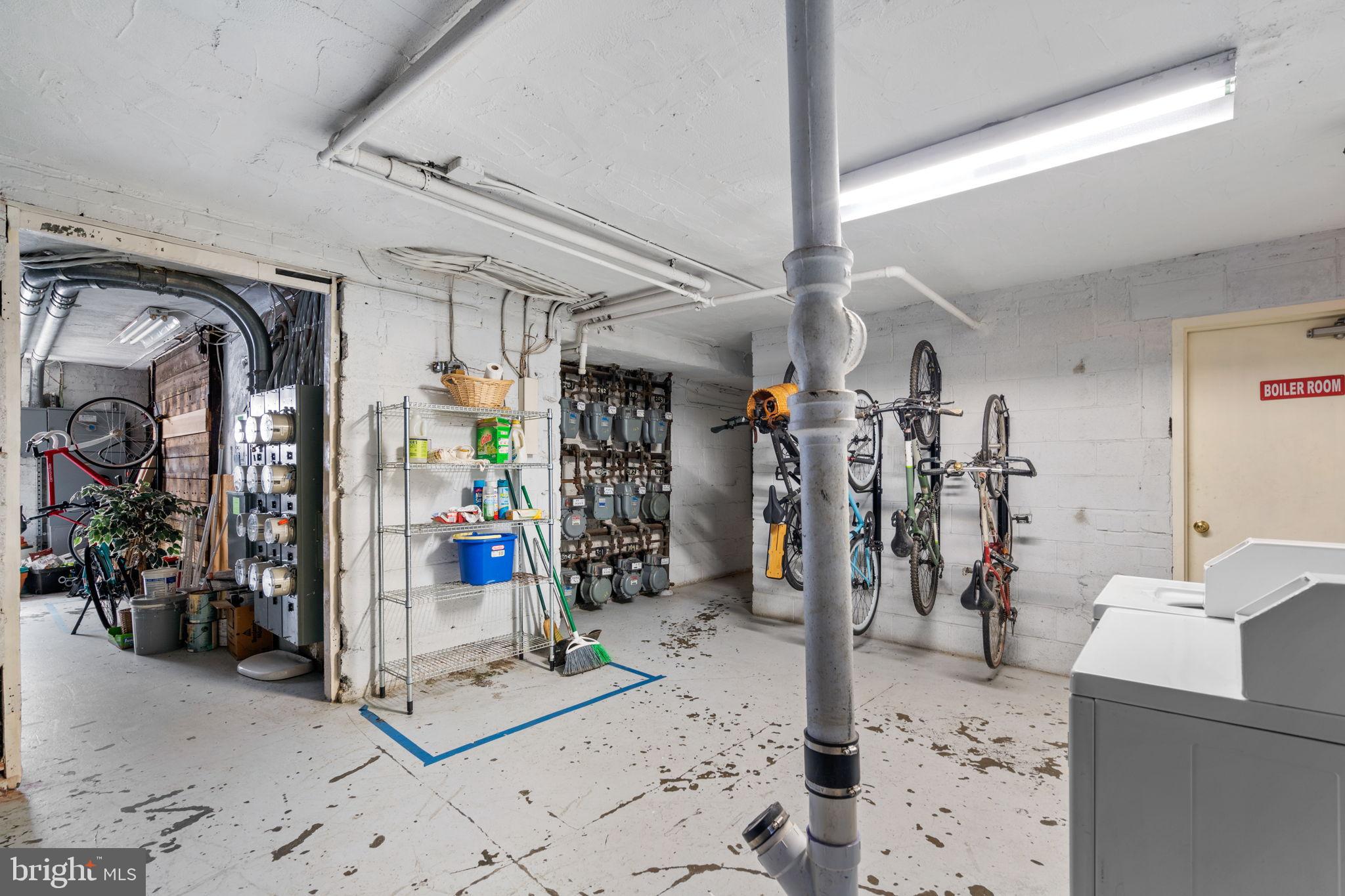 4581 MACARTHUR BOULEVARD NW 103