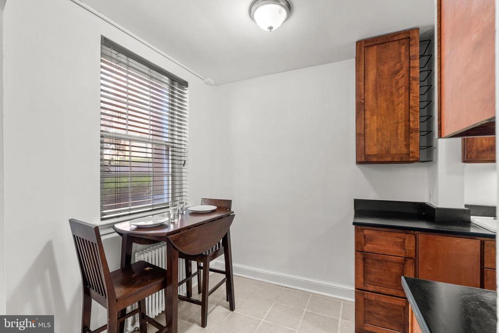 4581 MACARTHUR BOULEVARD NW 103
