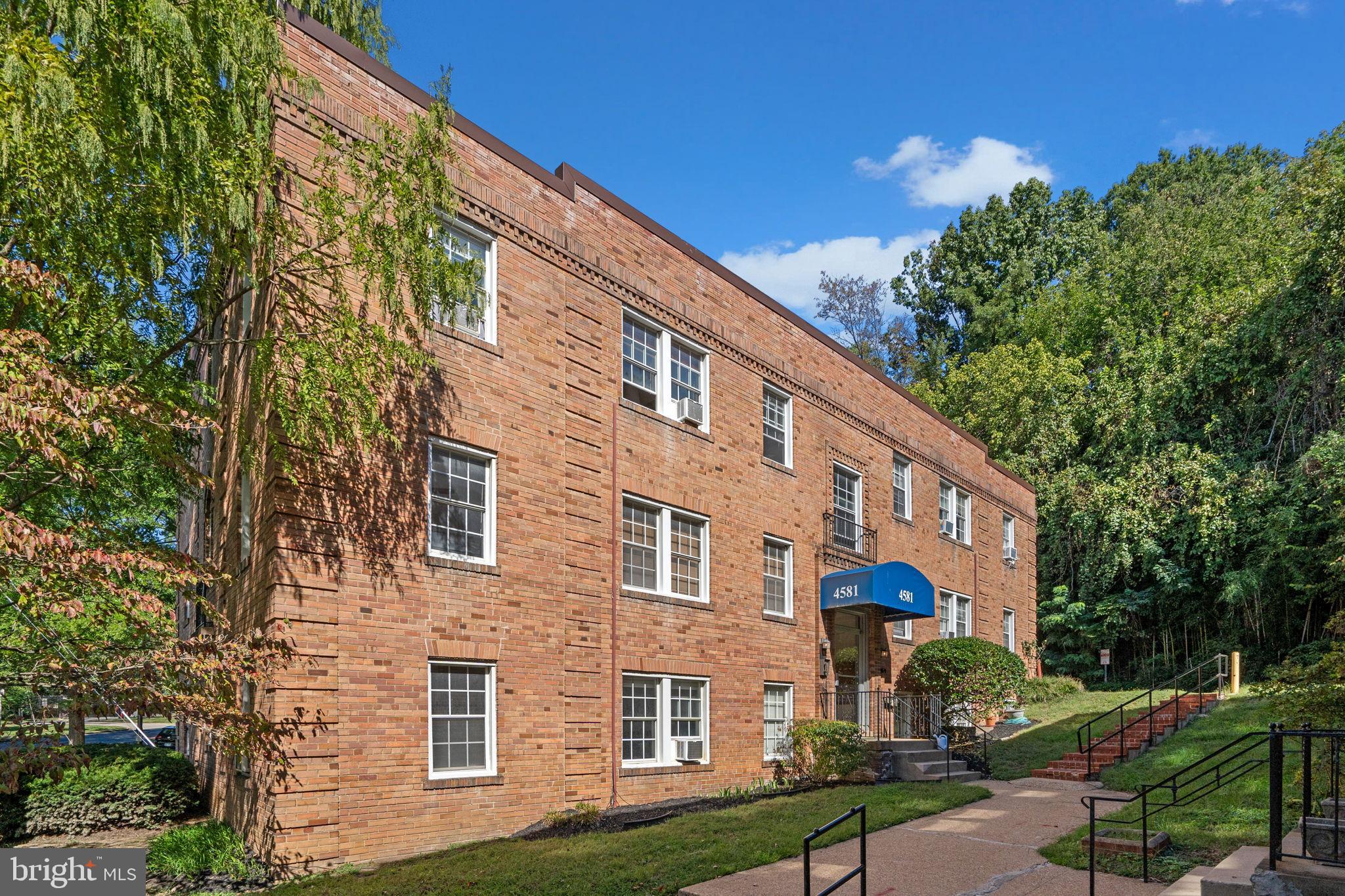 4581 MACARTHUR BOULEVARD NW 103