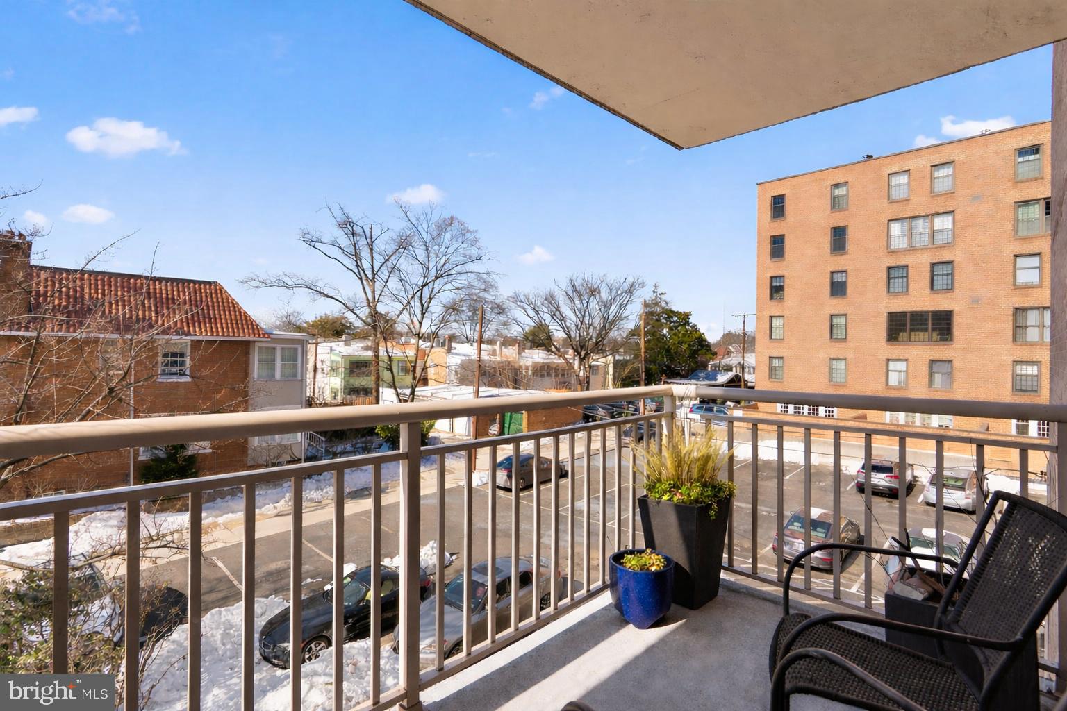 2800 WISCONSIN AVENUE NW 304